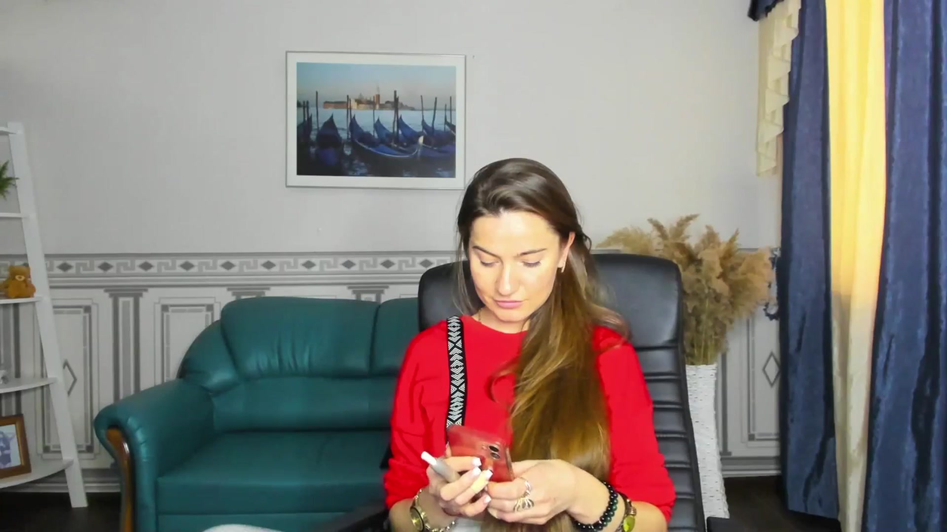 Gallery image thumbnail from Tilly_Casti's myfreecams stream on, 03/07/2024, 11:32 image 2 of 20