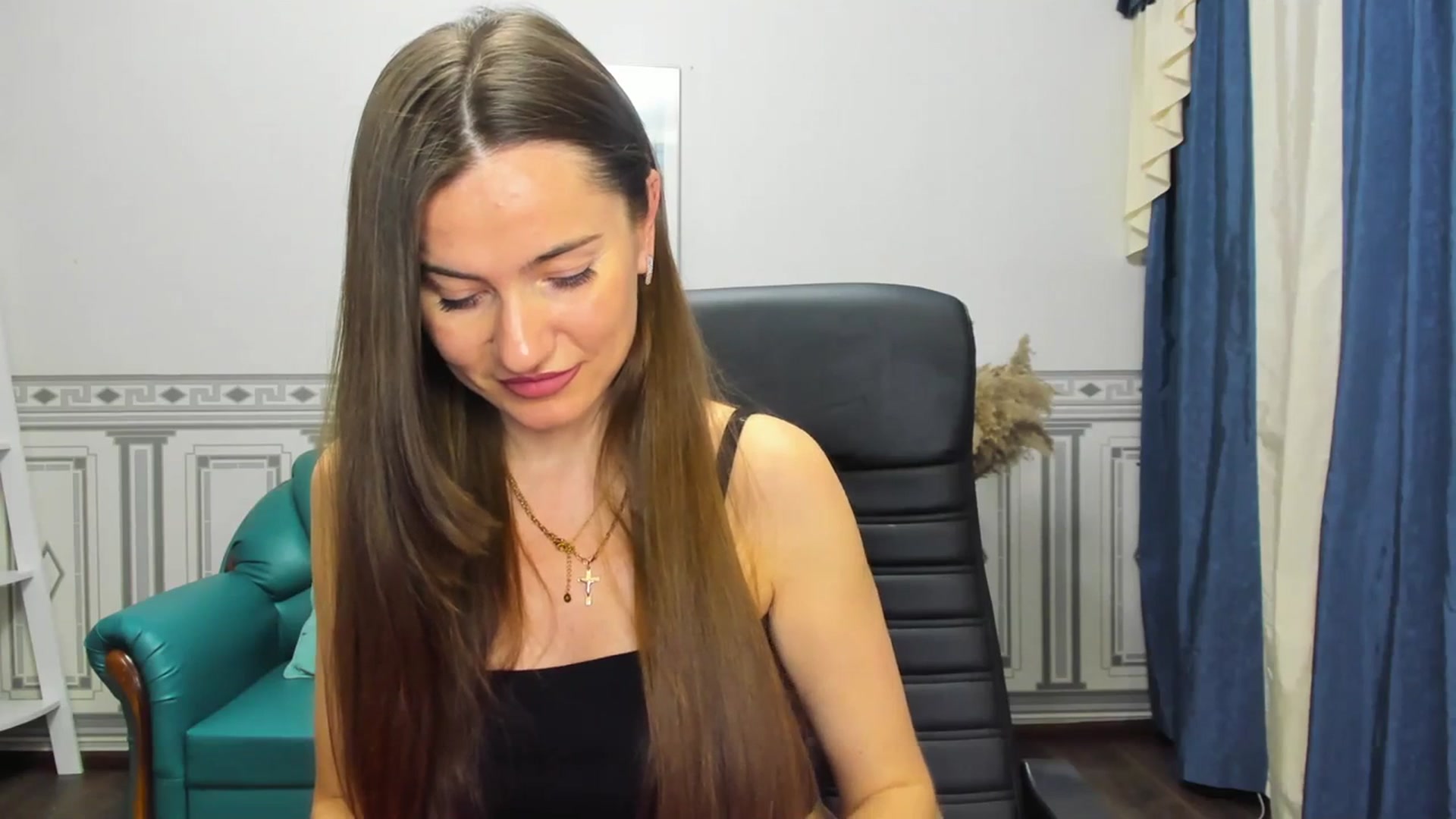 Gallery image thumbnail from Tilly_Casti's myfreecams stream on, 03/14/2024, 17:48 image 15 of 20