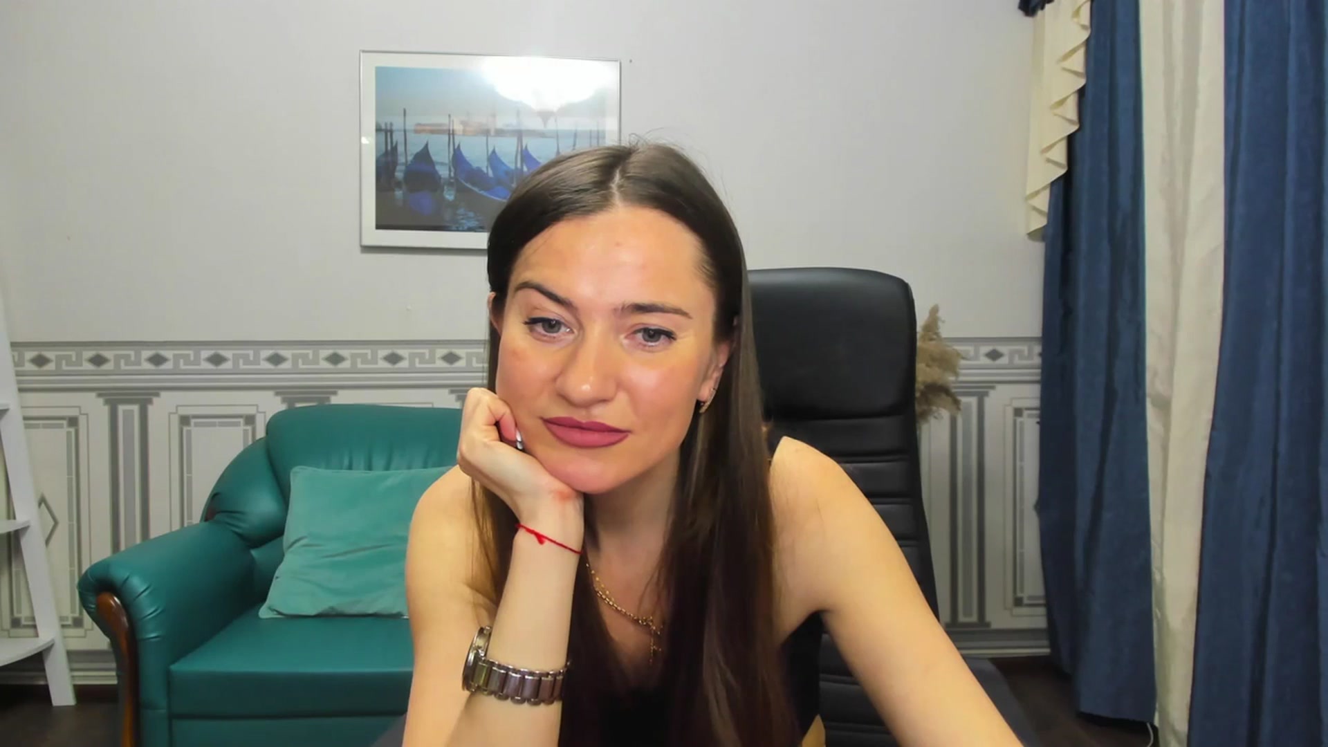 Gallery image thumbnail from Tilly_Casti's myfreecams stream on, 03/14/2024, 18:12 image 14 of 20