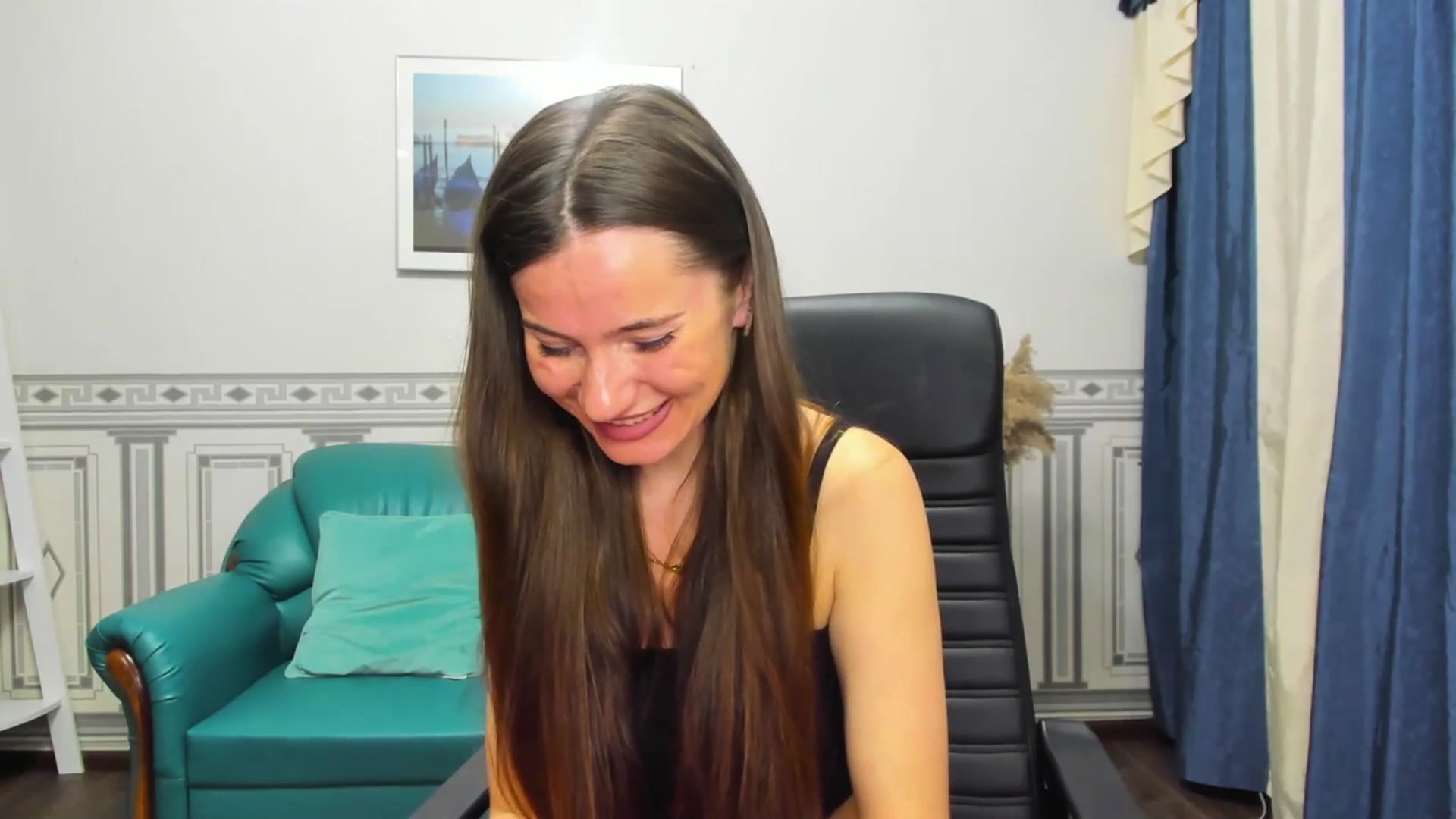 Gallery image thumbnail from Tilly_Casti's myfreecams stream on, 03/14/2024, 18:12 image 10 of 20