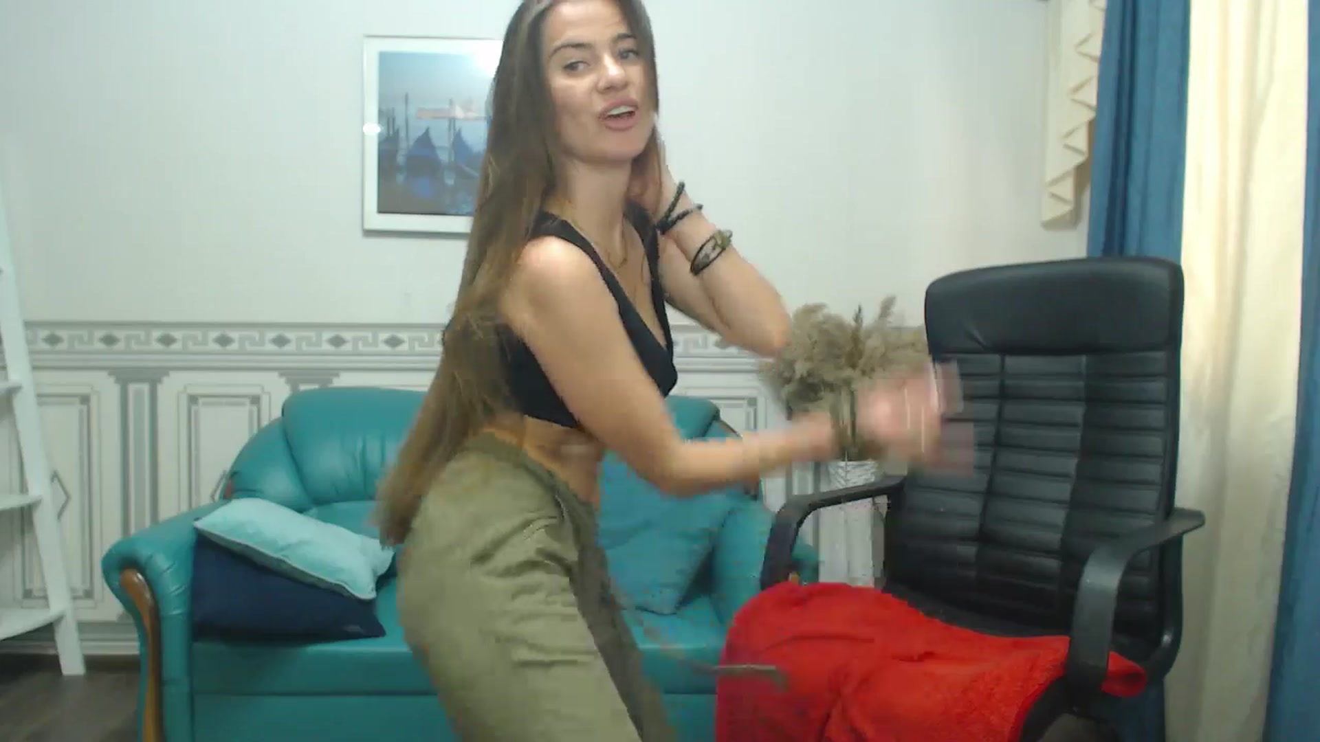 Gallery image thumbnail from Tilly_Casti's myfreecams stream on, 05/12/2024, 14:16 image 6 of 20