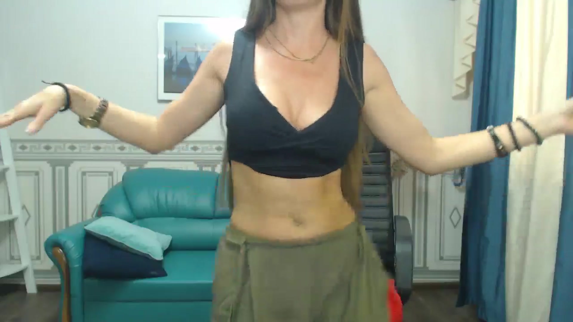 Gallery image thumbnail from Tilly_Casti's myfreecams stream on, 05/12/2024, 14:16 image 14 of 20