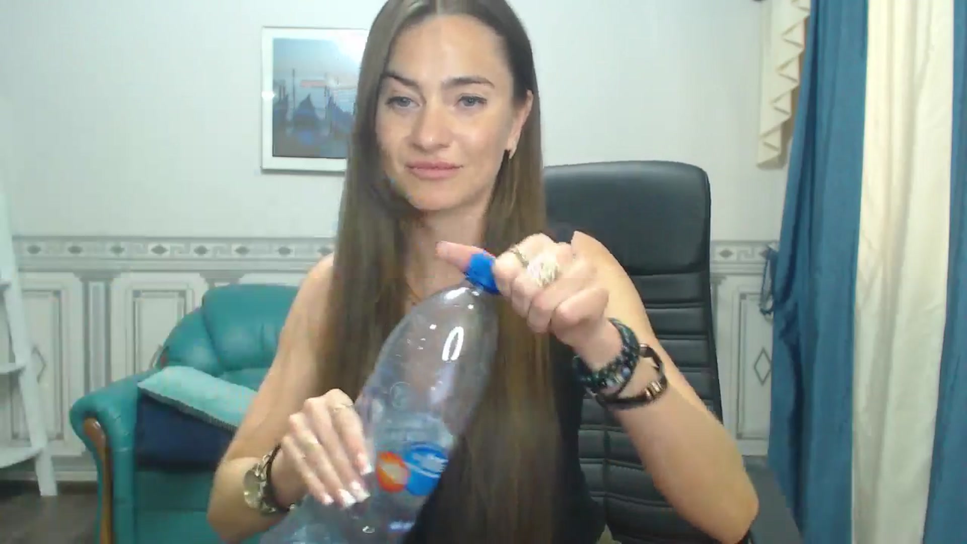 Gallery image thumbnail from Tilly_Casti's myfreecams stream on, 05/12/2024, 15:22 image 16 of 20