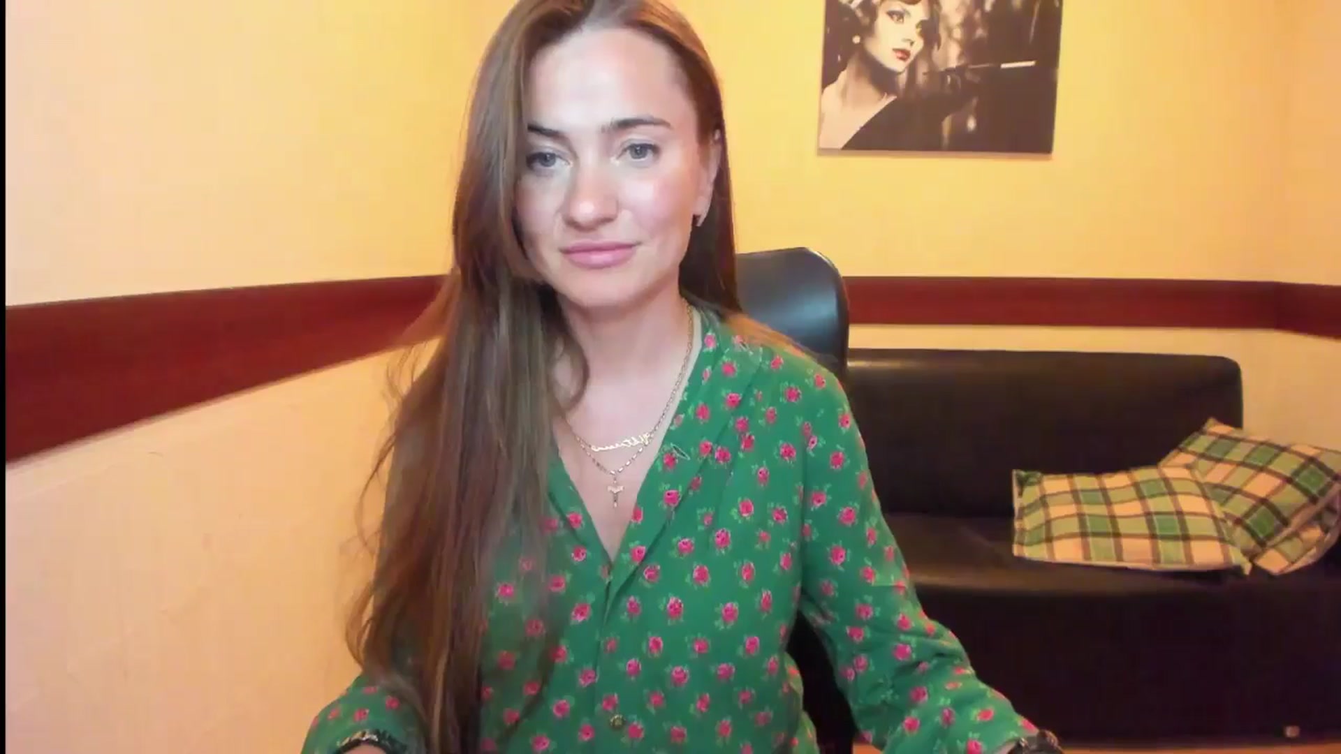 Gallery image thumbnail from Tilly_Casti's myfreecams stream on, 05/15/2024, 17:05 image 3 of 20
