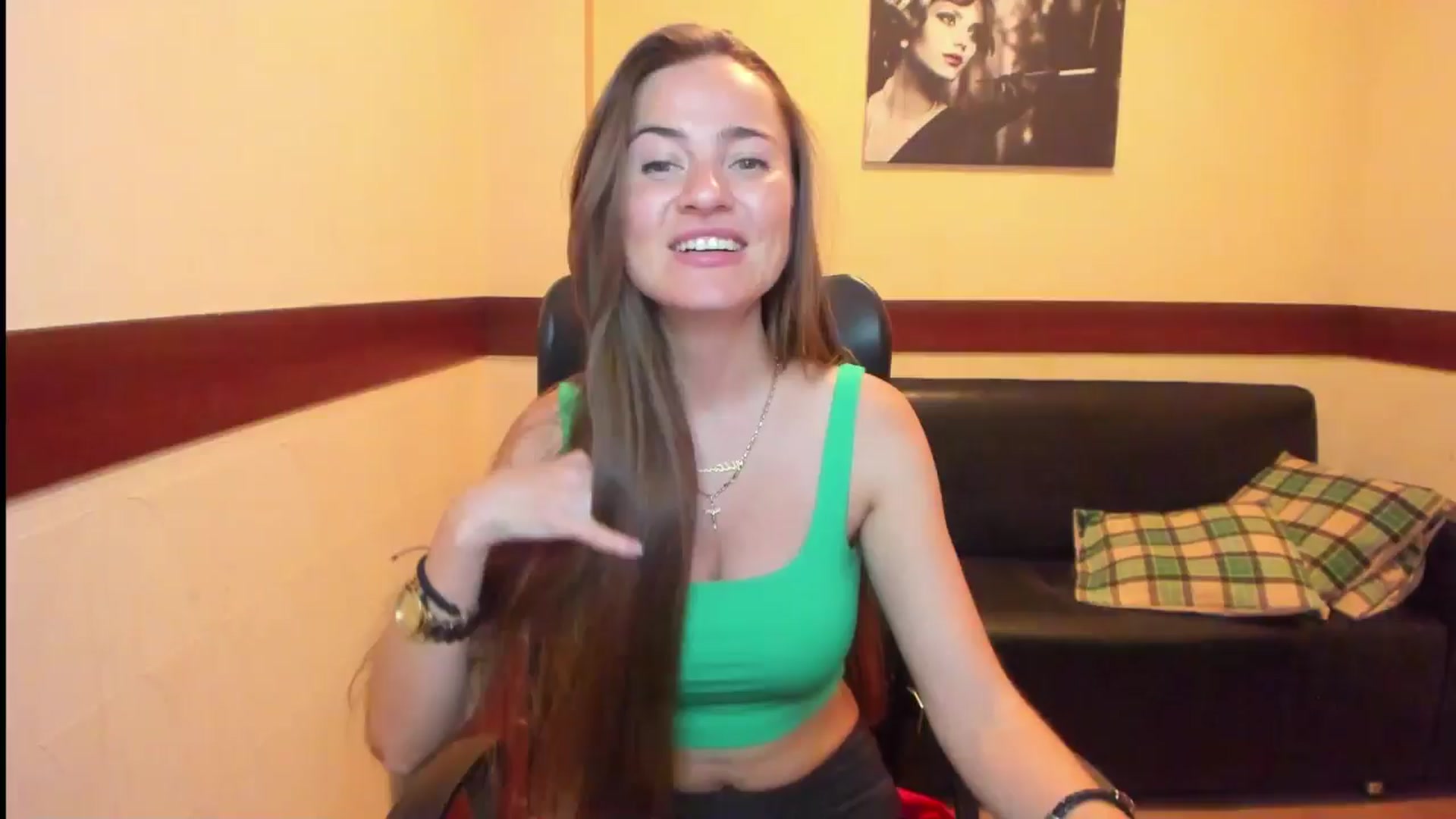 Gallery image thumbnail from Tilly_Casti's myfreecams stream on, 05/15/2024, 17:51 image 2 of 20