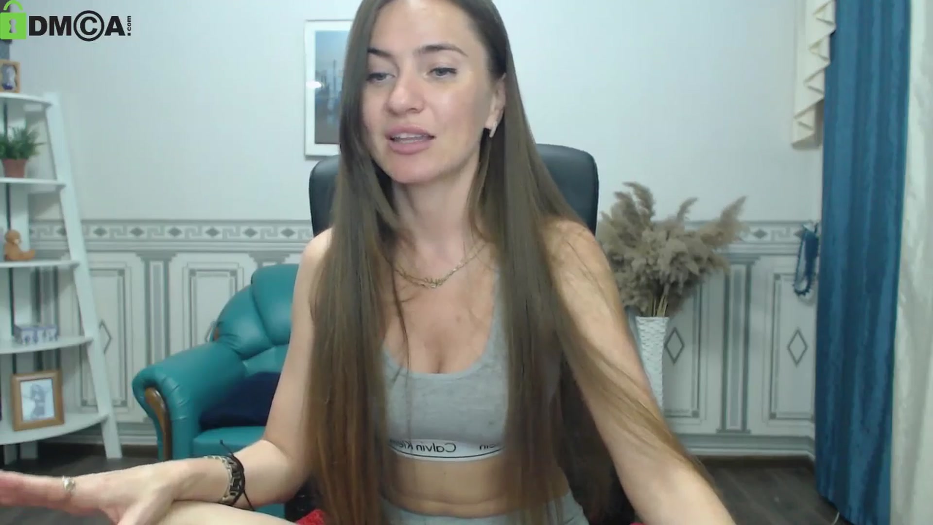 Gallery image thumbnail from Tilly_Casti's myfreecams stream on, 05/16/2024, 16:50 image 6 of 20