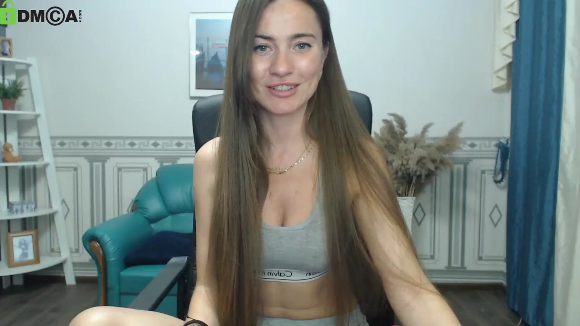 Gallery image thumbnail from Tilly_Casti's myfreecams stream on, 05/16/2024, 16:50 image 3 of 20
