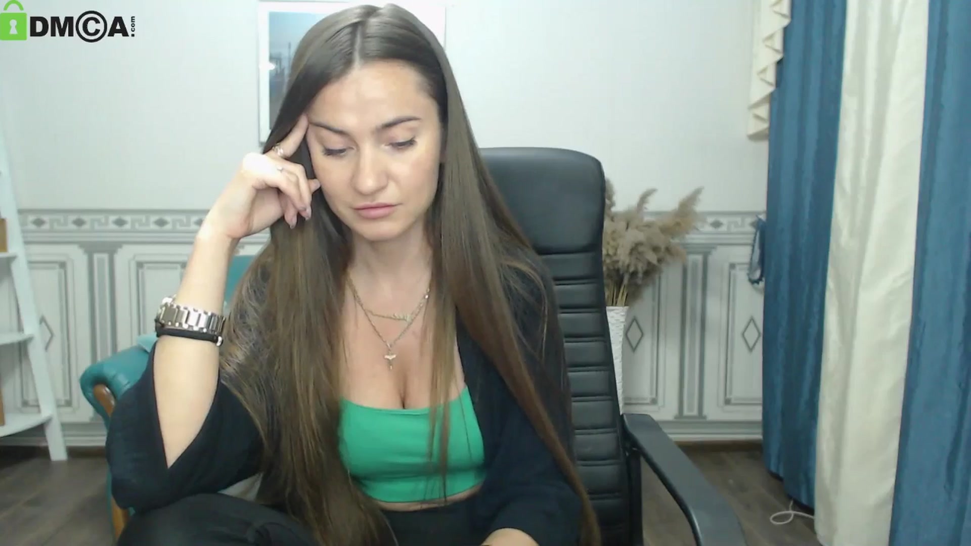 Gallery image thumbnail from Tilly_Casti's myfreecams stream on, 05/18/2024, 16:03 image 6 of 20