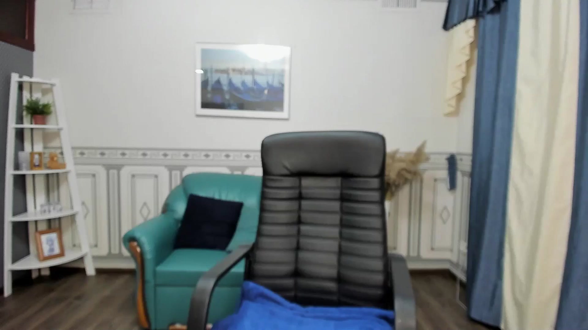 Gallery image thumbnail from Tilly_Casti's myfreecams stream on, 06/14/2024, 13:16 image 11 of 20