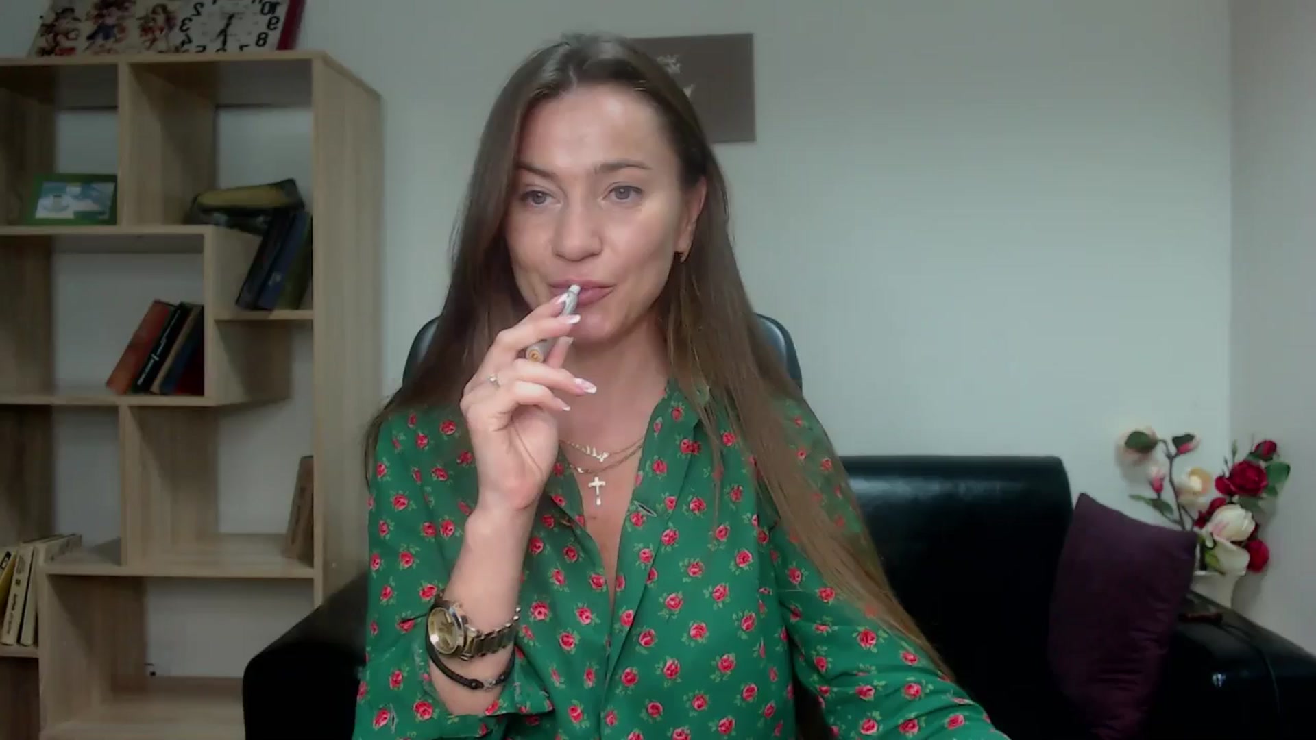 Gallery image thumbnail from Tilly_Casti's myfreecams stream on, 06/15/2024, 12:16 image 10 of 20