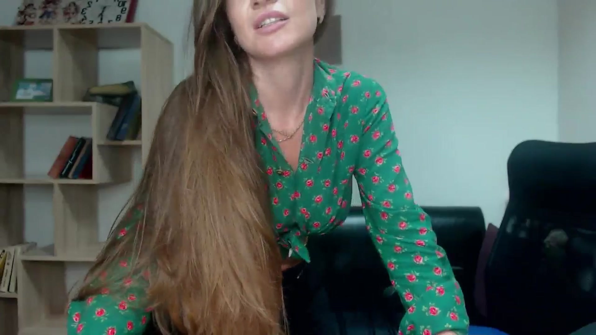 Gallery image thumbnail from Tilly_Casti's myfreecams stream on, 06/15/2024, 12:50 image 11 of 20