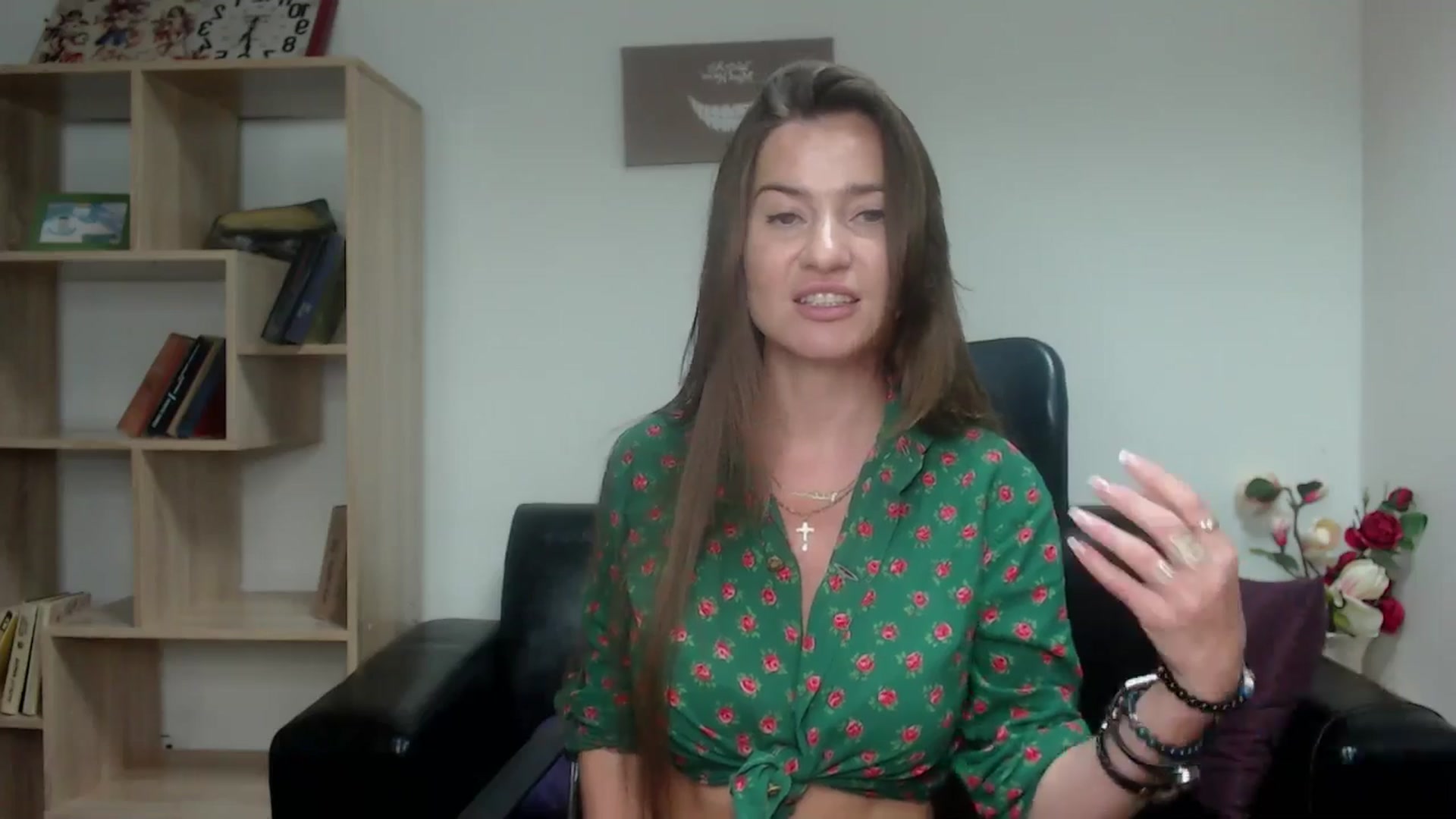 Gallery image thumbnail from Tilly_Casti's myfreecams stream on, 06/15/2024, 15:25 image 17 of 20