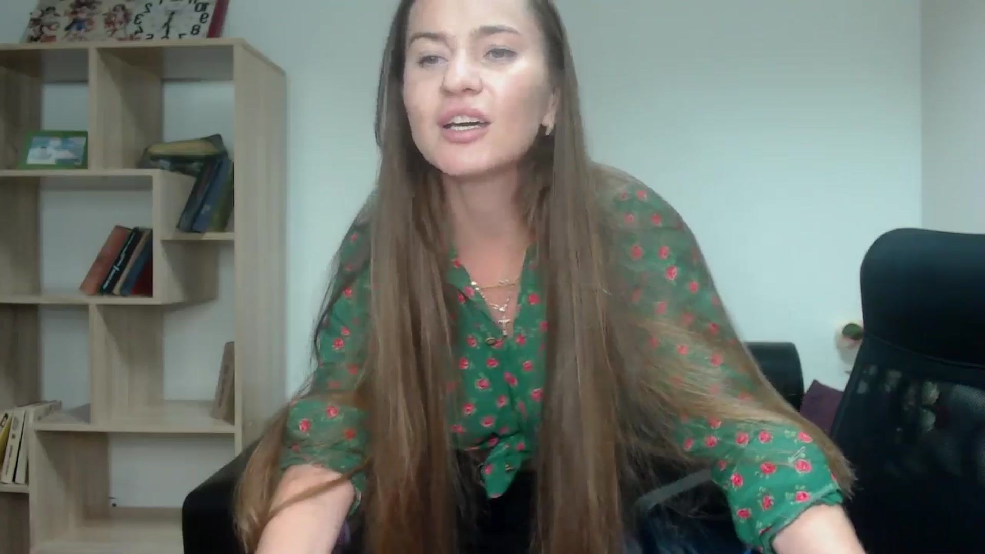 Gallery image thumbnail from Tilly_Casti's myfreecams stream on, 06/15/2024, 15:25 image 19 of 20