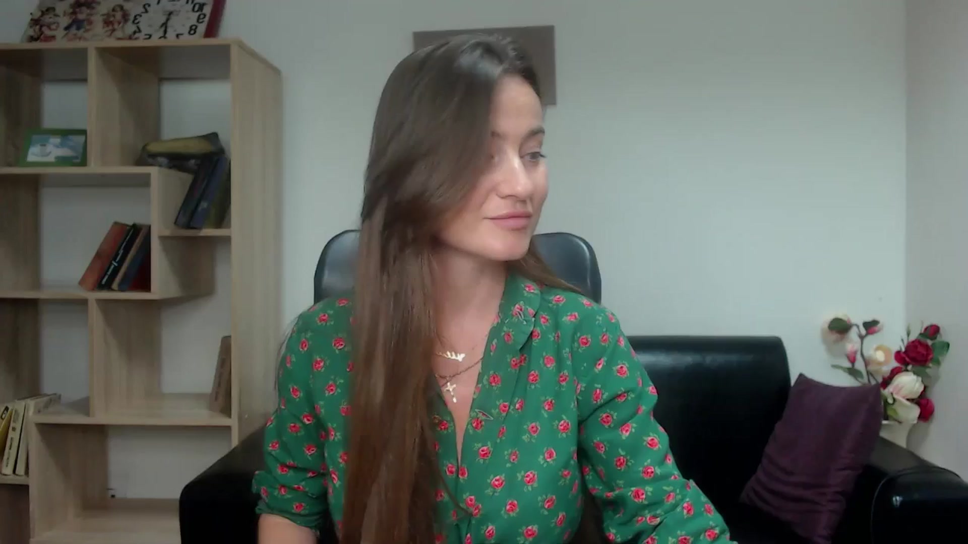 Gallery image thumbnail from Tilly_Casti's myfreecams stream on, 06/15/2024, 15:25 image 4 of 20