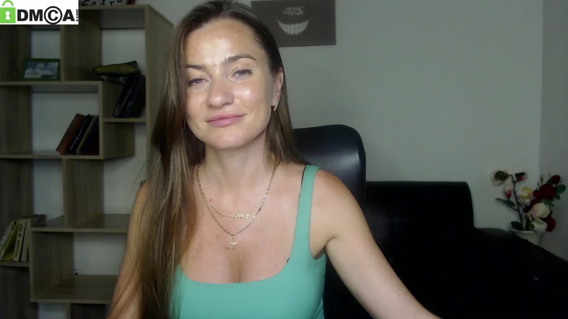 Gallery image thumbnail from Tilly_Casti's myfreecams stream on, 06/16/2024, 16:21 image 14 of 20