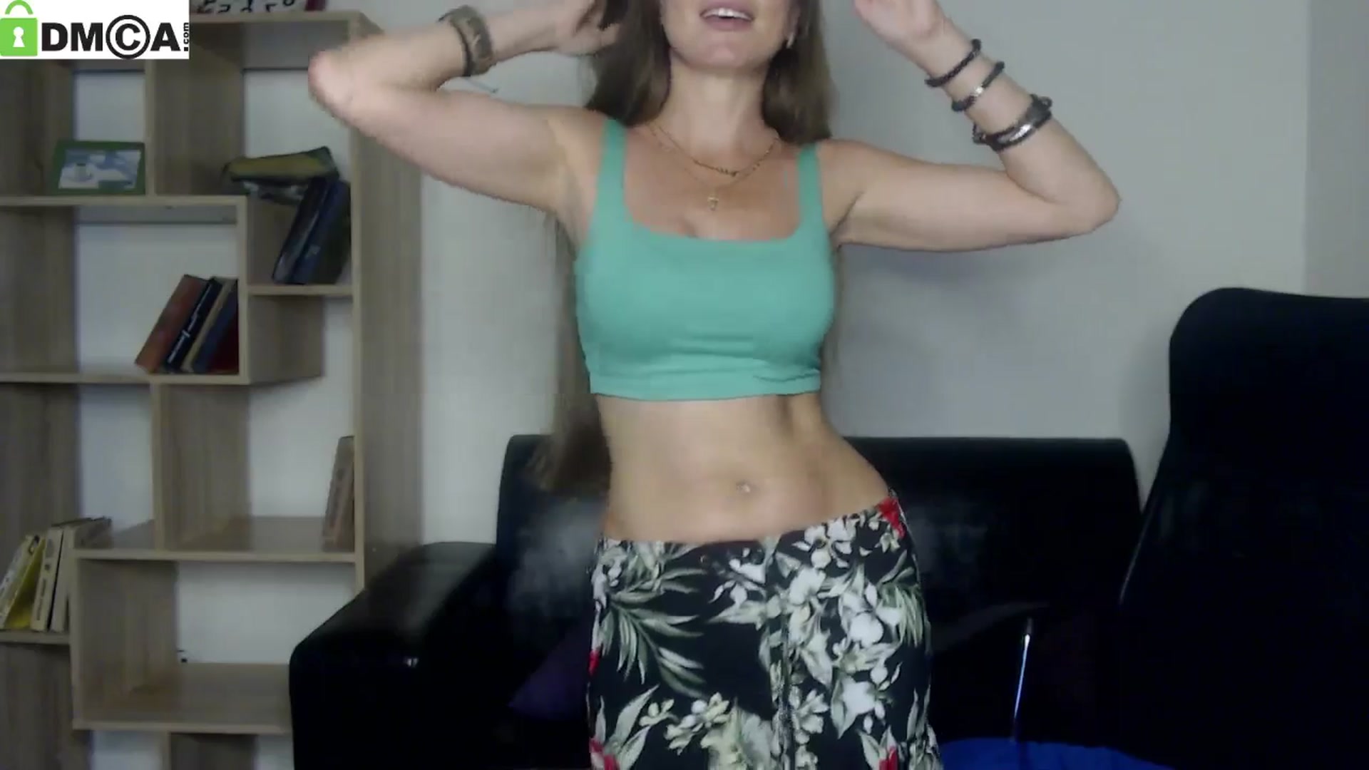 Gallery image thumbnail from Tilly_Casti's myfreecams stream on, 06/16/2024, 16:21 image 16 of 20