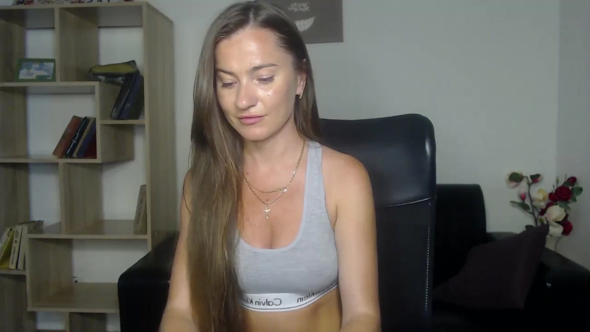 Gallery image thumbnail from Tilly_Casti's myfreecams stream on, 06/22/2024, 13:42 image 19 of 20