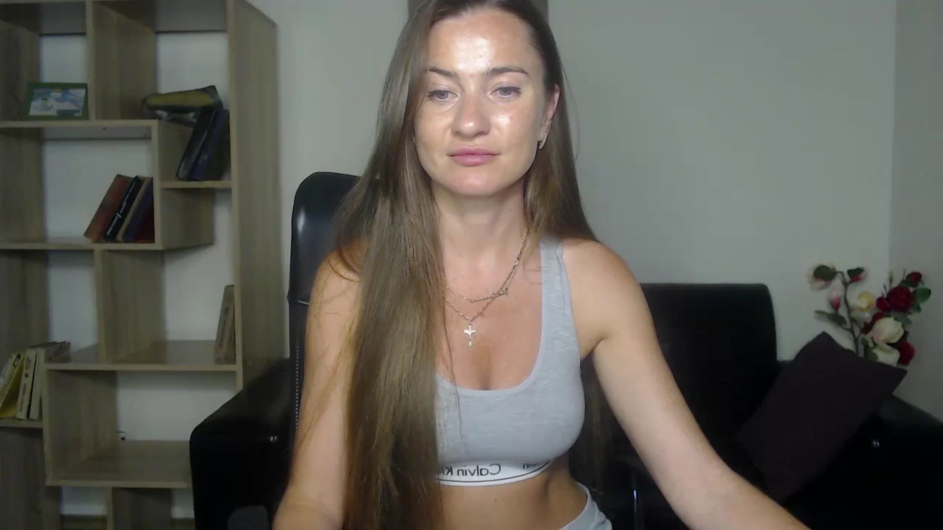 Gallery image thumbnail from Tilly_Casti's myfreecams stream on, 06/22/2024, 15:15 image 18 of 20