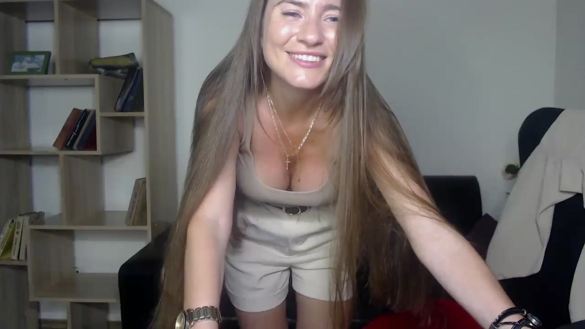 Gallery image thumbnail from Tilly_Casti's myfreecams stream on, 06/28/2024, 17:19 image 15 of 20