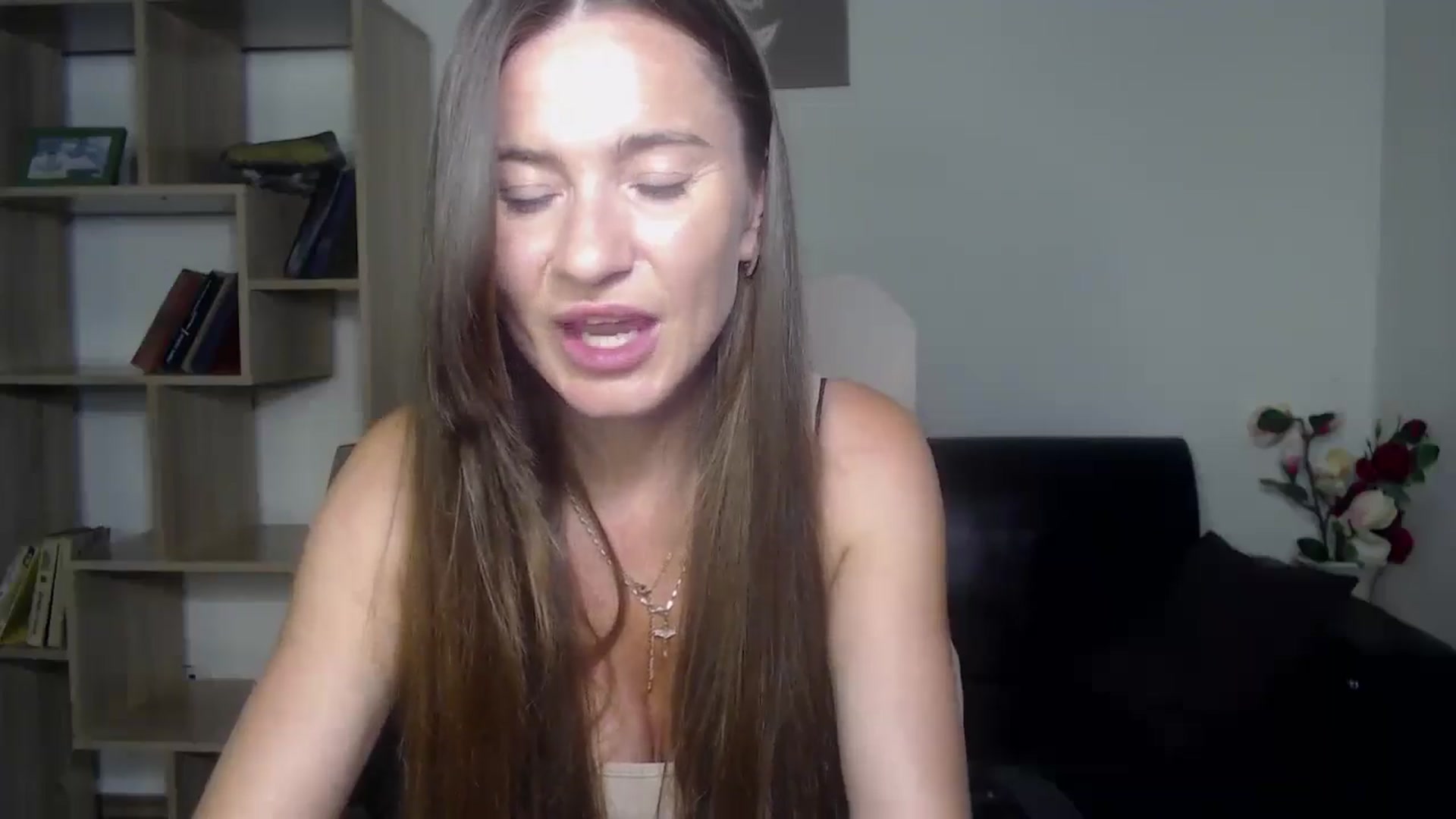 Gallery image thumbnail from Tilly_Casti's myfreecams stream on, 06/28/2024, 17:19 image 5 of 20