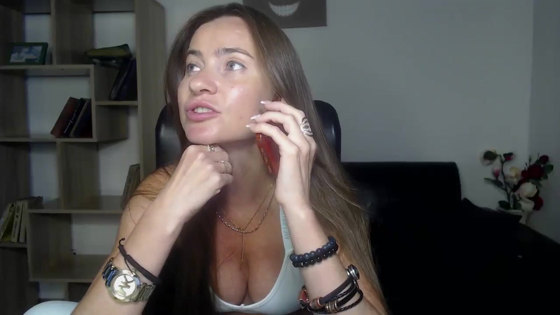 Gallery image thumbnail from Tilly_Casti's myfreecams stream on, 06/29/2024, 13:03 image 14 of 20