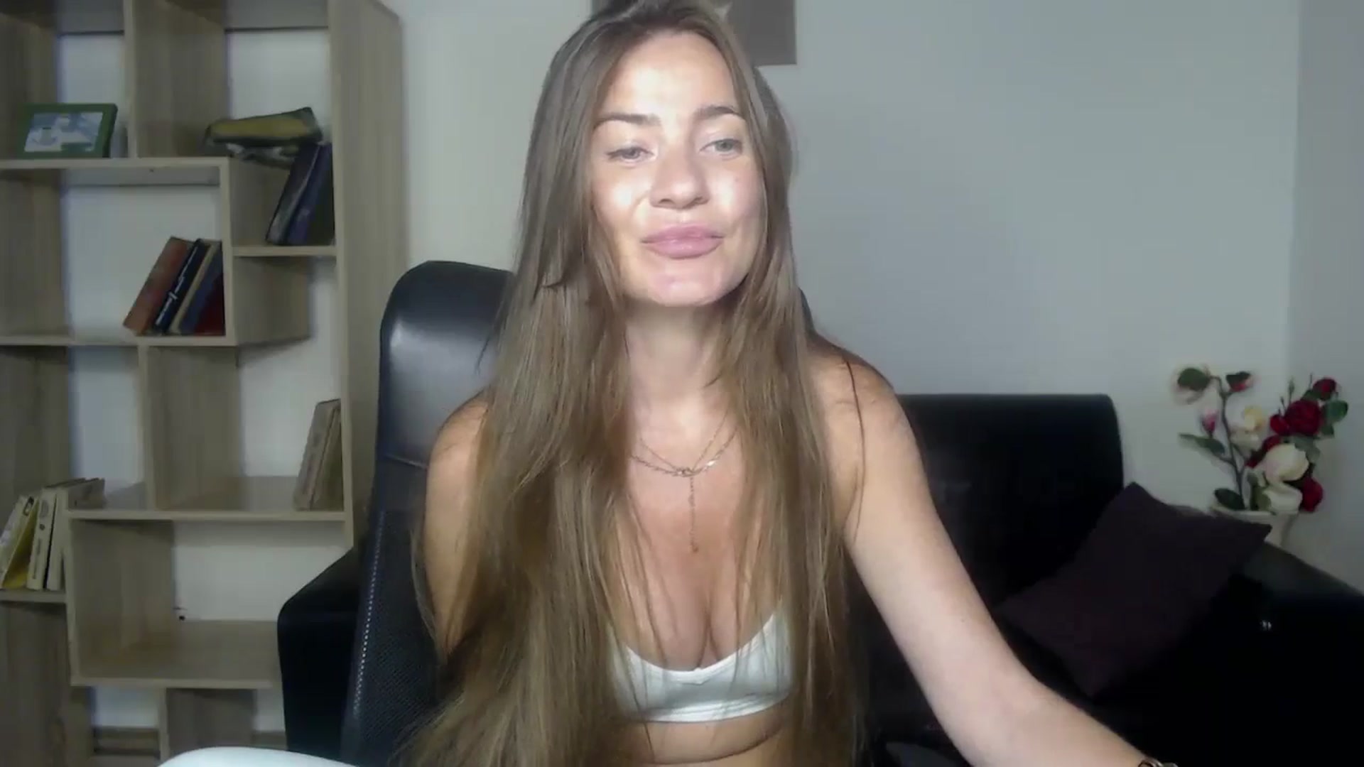 Gallery image thumbnail from Tilly_Casti's myfreecams stream on, 06/29/2024, 13:03 image 20 of 20