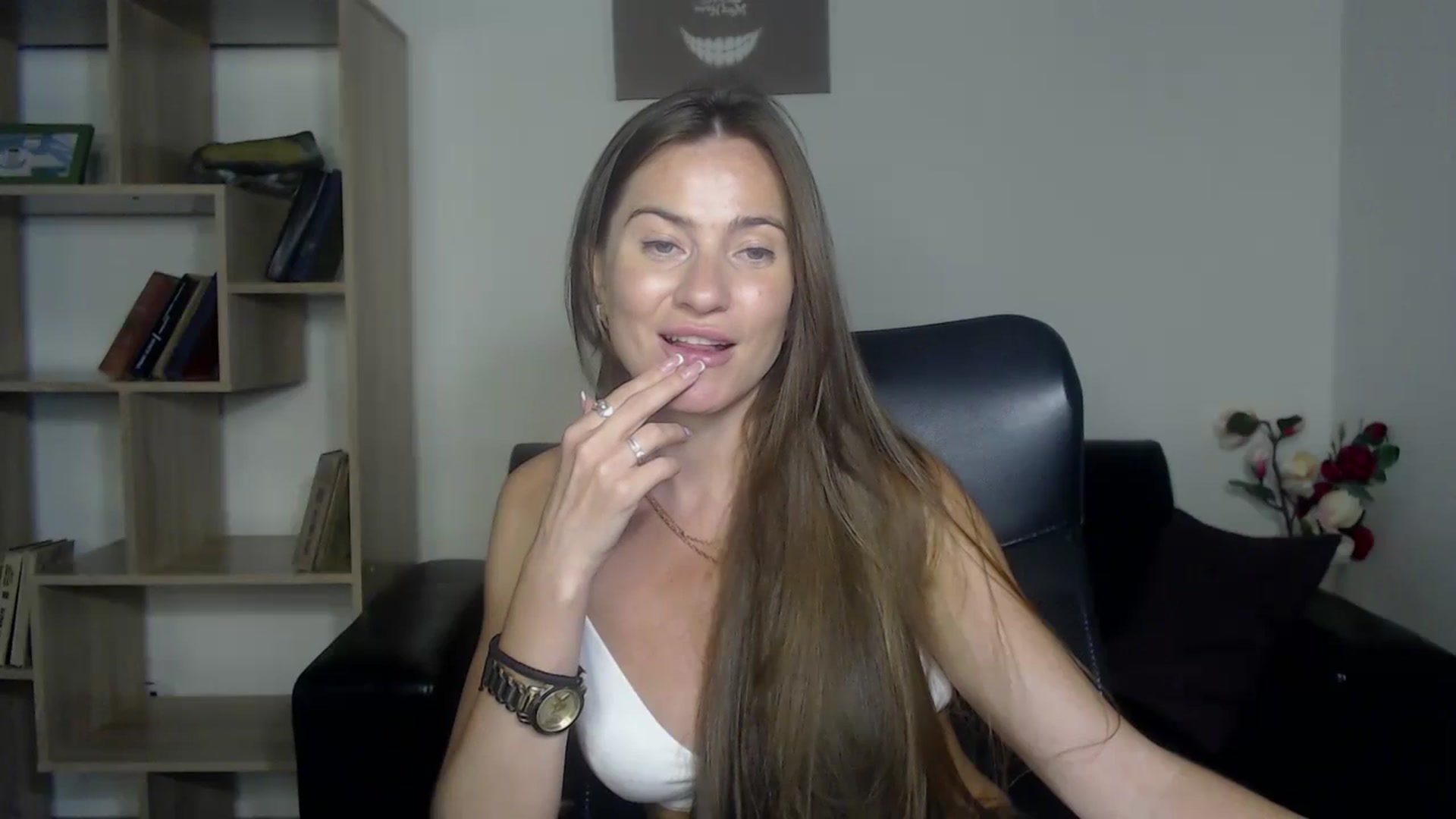 Gallery image thumbnail from Tilly_Casti's myfreecams stream on, 06/30/2024, 14:28 image 9 of 20