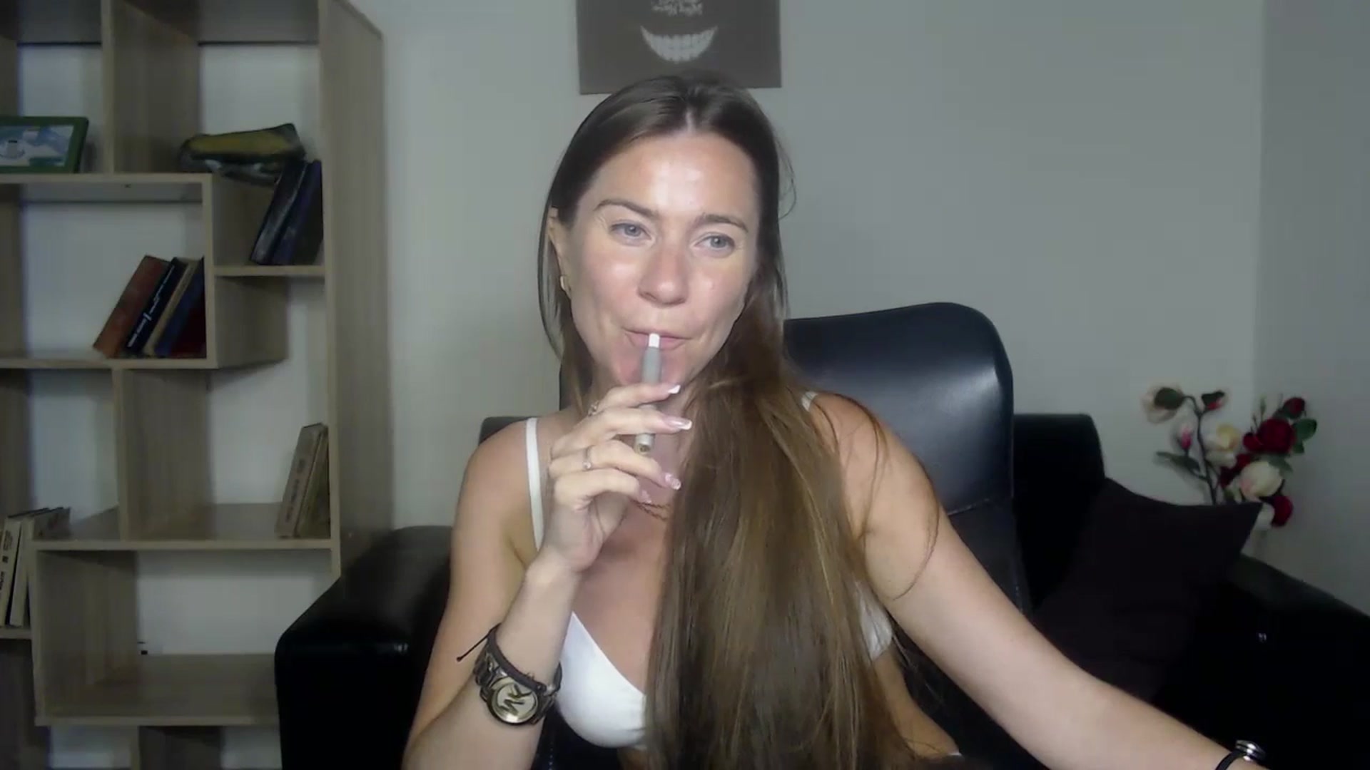 Gallery image thumbnail from Tilly_Casti's myfreecams stream on, 06/30/2024, 14:28 image 13 of 20