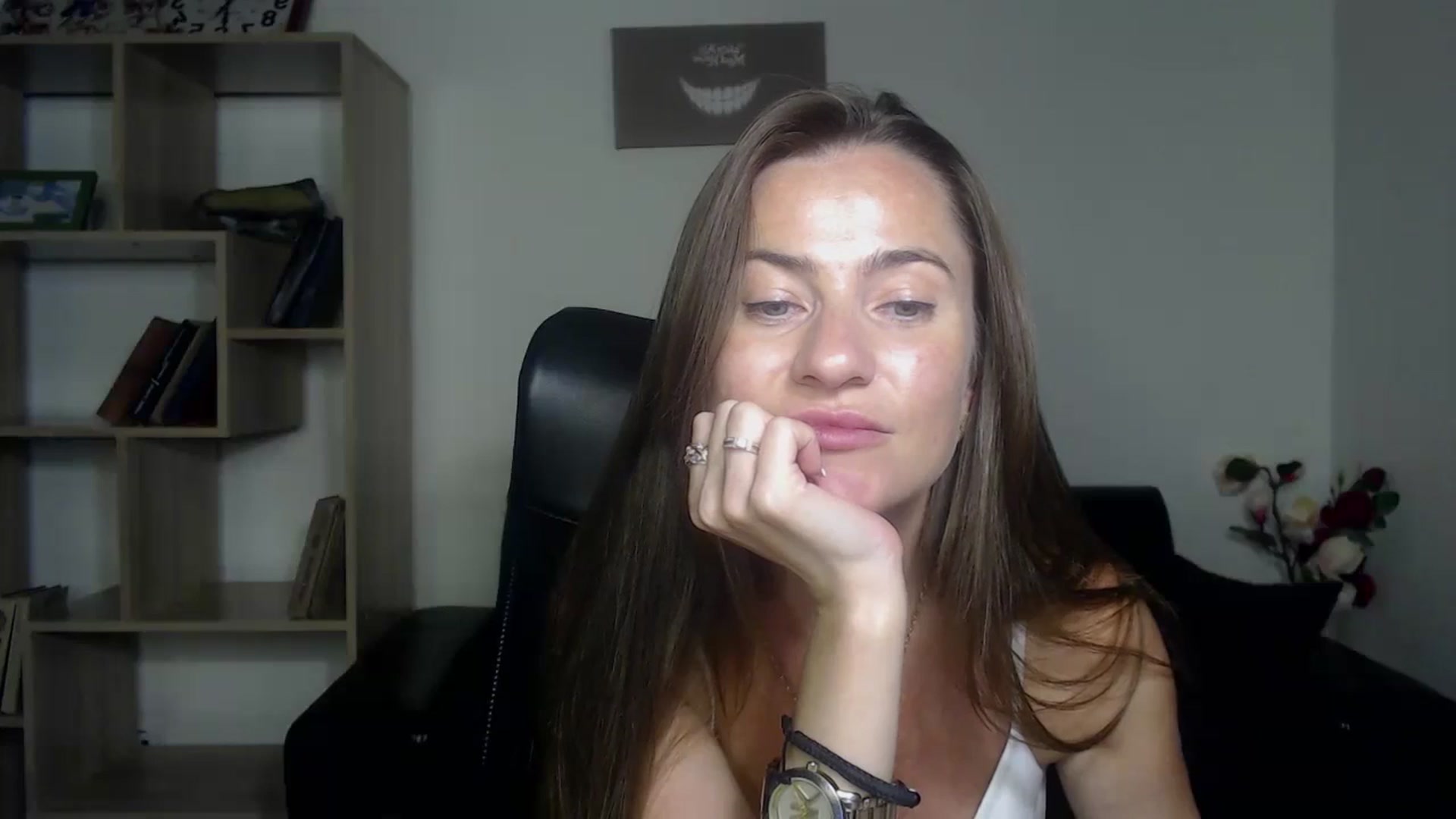 Gallery image thumbnail from Tilly_Casti's myfreecams stream on, 06/30/2024, 16:40 image 18 of 20