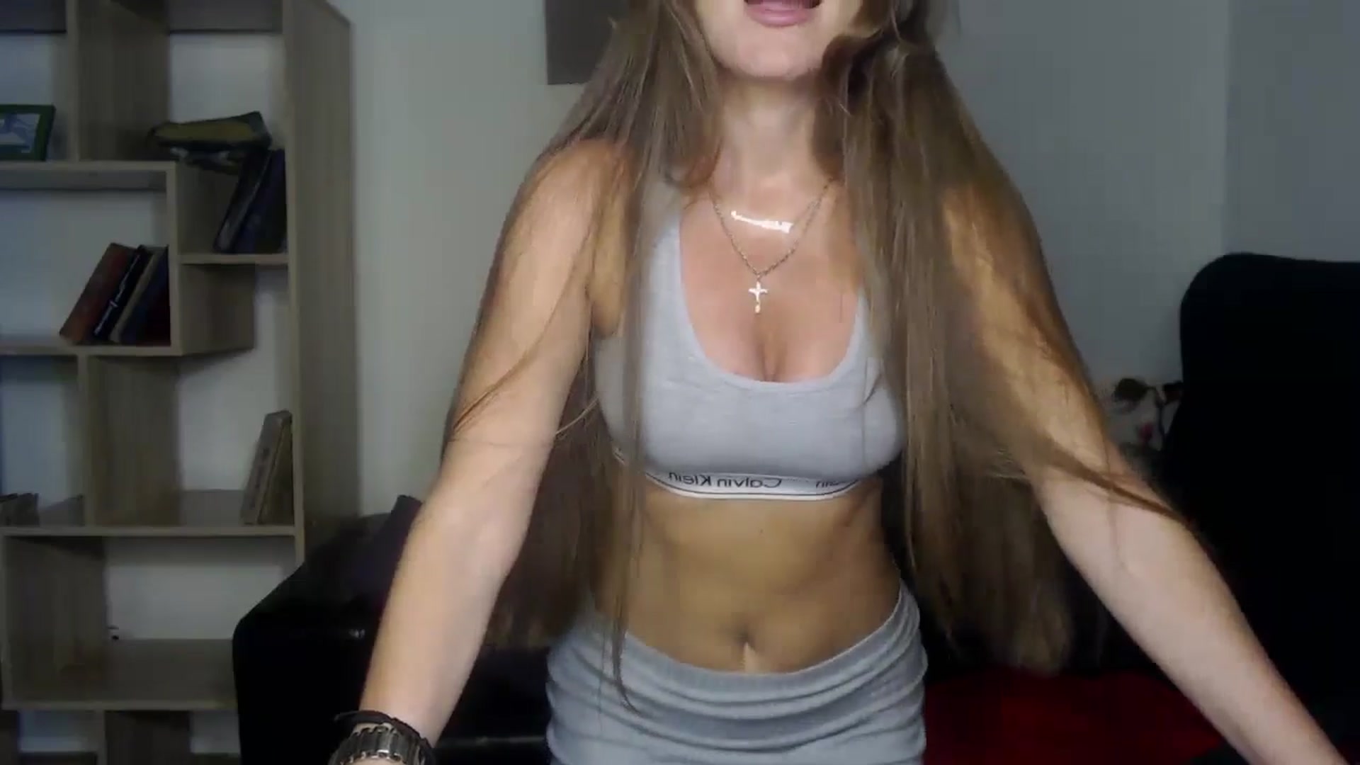 Gallery image thumbnail from Tilly_Casti's myfreecams stream on, 07/04/2024, 13:57 image 9 of 20