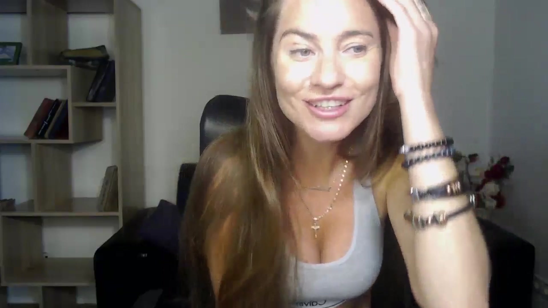 Gallery image thumbnail from Tilly_Casti's myfreecams stream on, 07/04/2024, 13:57 image 2 of 20
