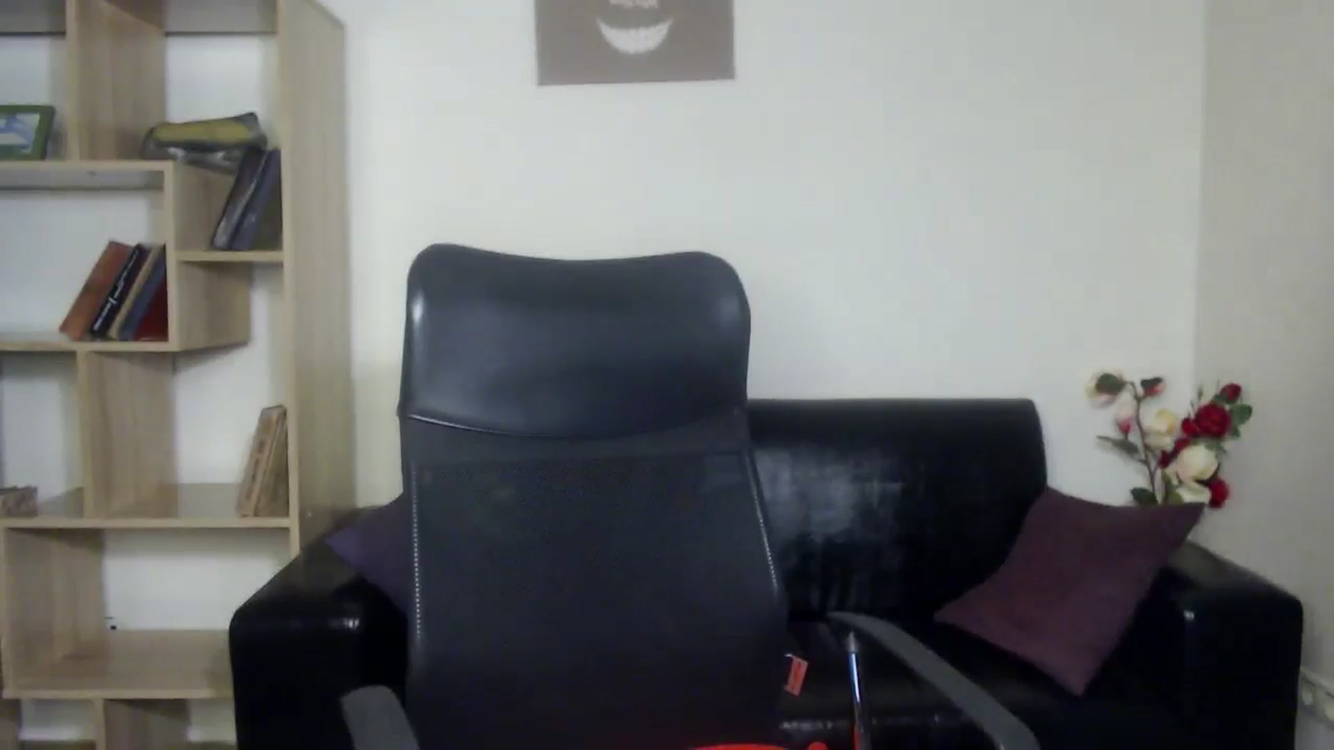 Gallery image thumbnail from Tilly_Casti's myfreecams stream on, 07/04/2024, 17:43 image 18 of 20