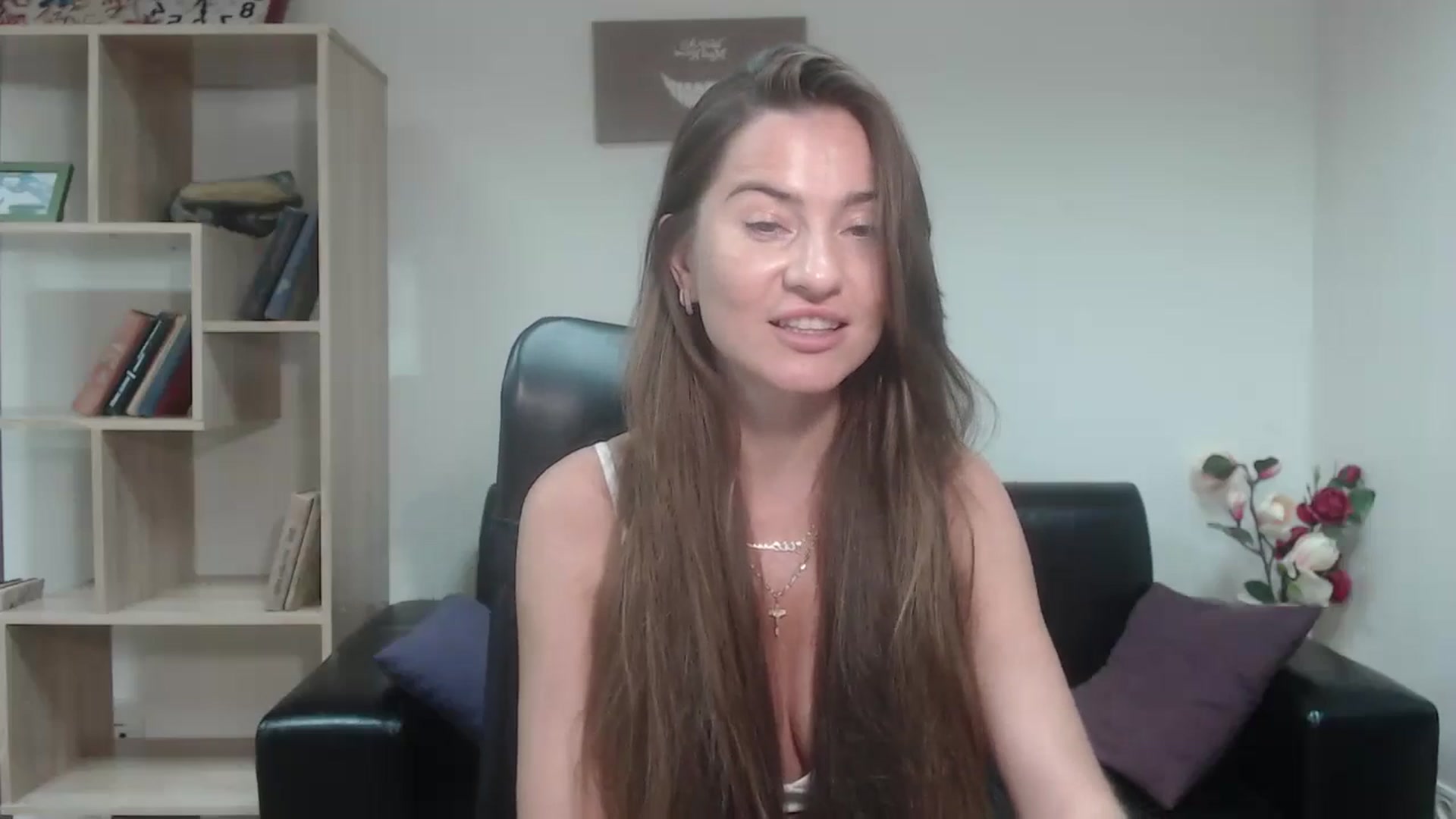 Gallery image thumbnail from Tilly_Casti's myfreecams stream on, 07/06/2024, 11:50 image 15 of 20