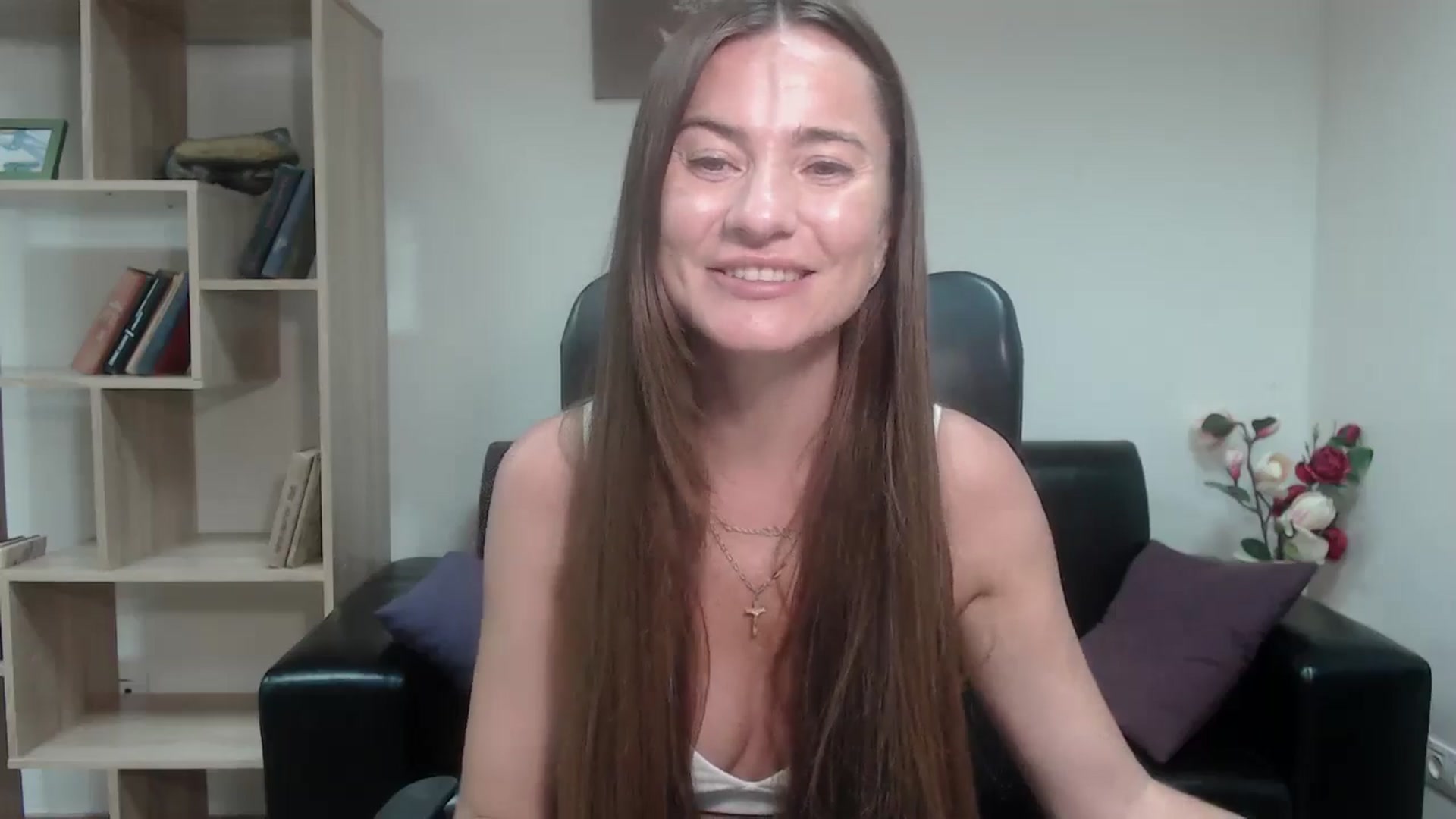 Gallery image thumbnail from Tilly_Casti's myfreecams stream on, 07/06/2024, 16:55 image 6 of 20