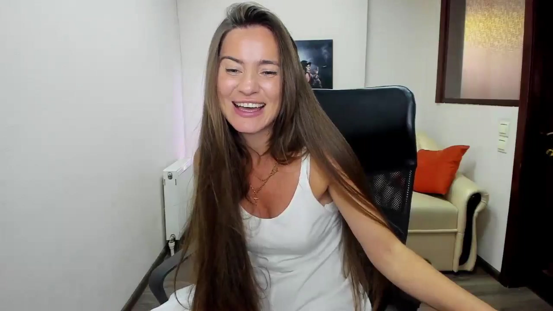 Gallery image thumbnail from Tilly_Casti's myfreecams stream on, 07/07/2024, 16:50 image 11 of 20