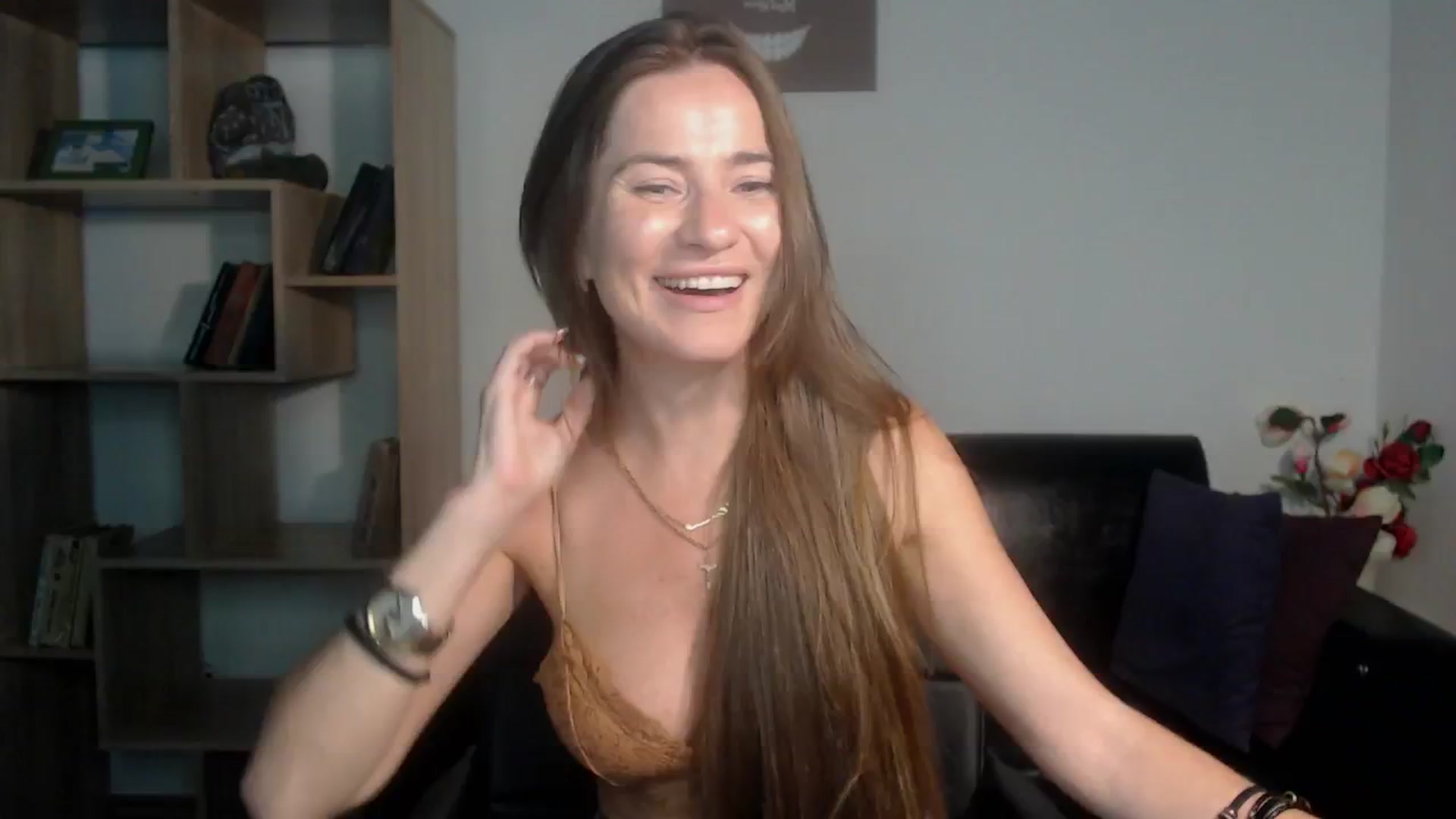 Gallery image thumbnail from Tilly_Casti's myfreecams stream on, 07/31/2024, 13:47 image 6 of 20