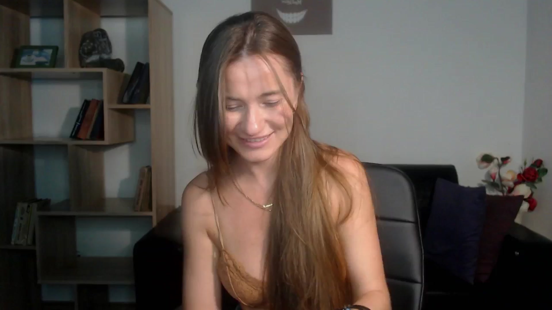 Gallery image thumbnail from Tilly_Casti's myfreecams stream on, 07/31/2024, 13:47 image 4 of 20