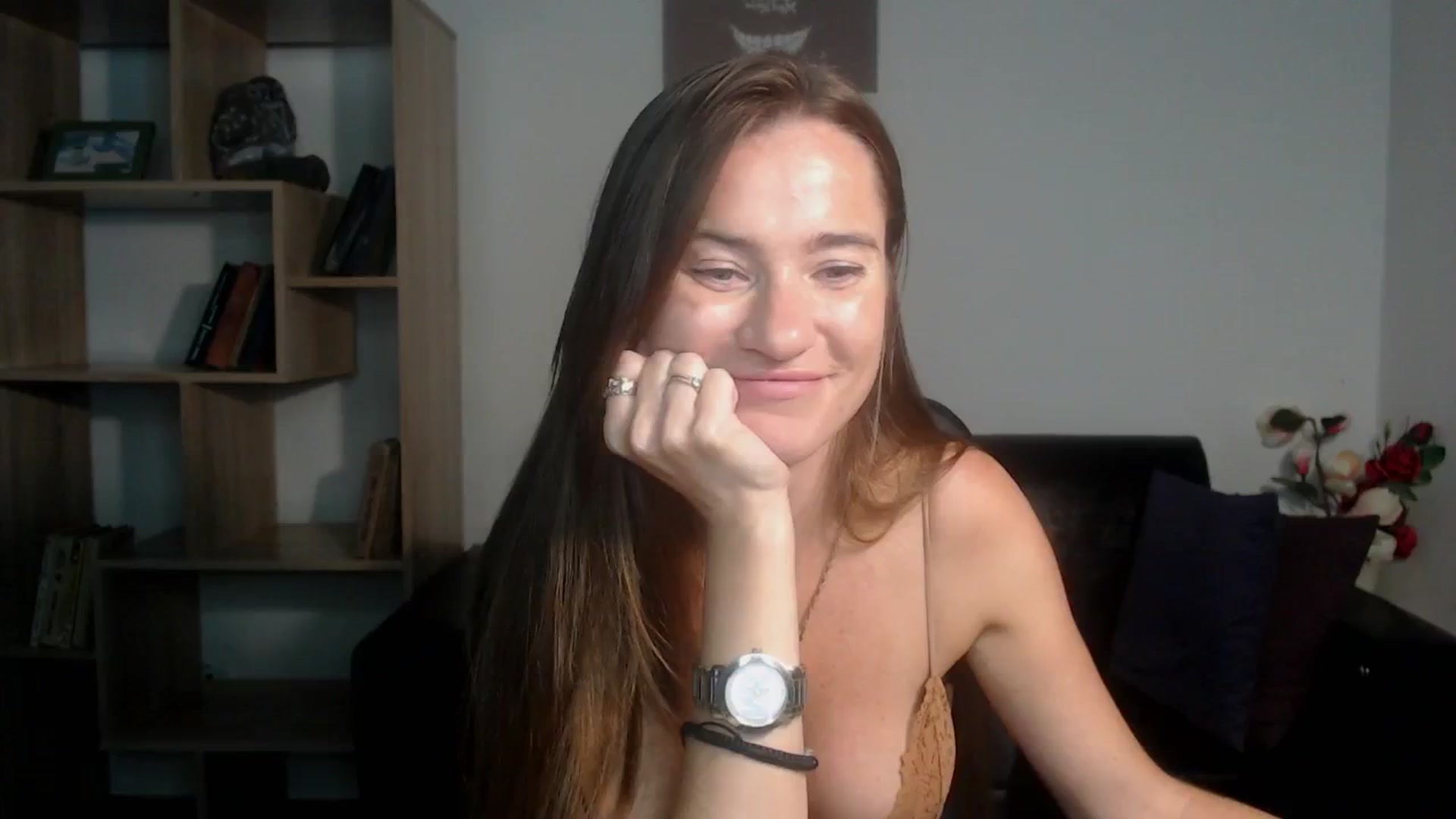 Gallery image thumbnail from Tilly_Casti's myfreecams stream on, 07/31/2024, 15:20 image 13 of 20