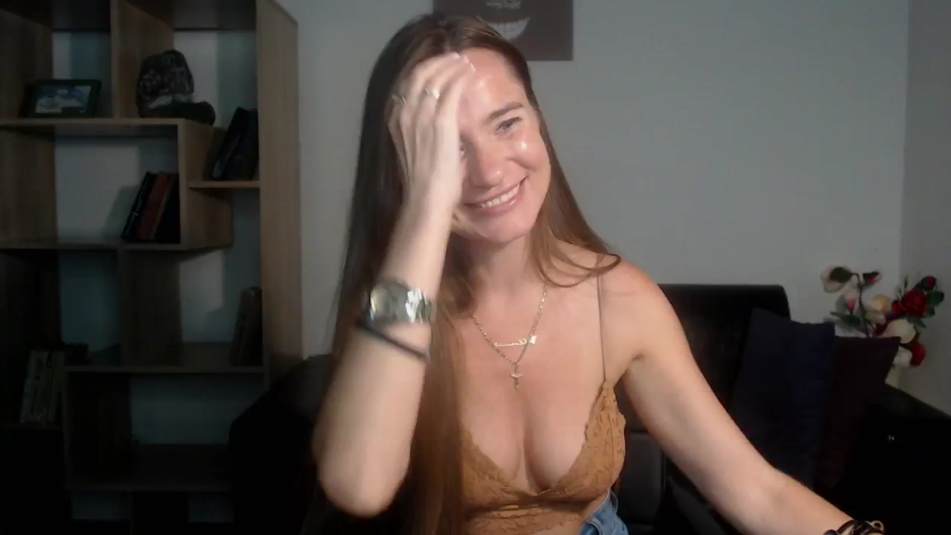Gallery image thumbnail from Tilly_Casti's myfreecams stream on, 07/31/2024, 15:20 image 18 of 20