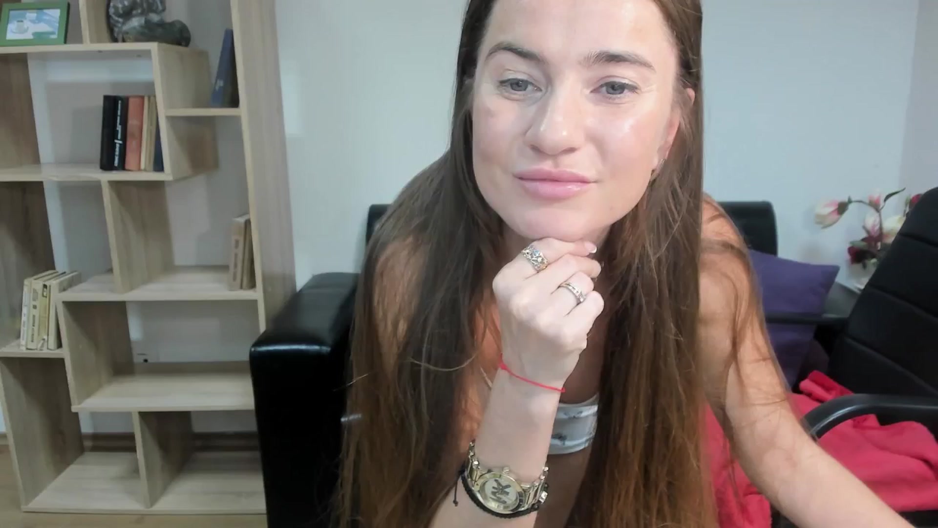 Gallery image thumbnail from Tilly_Casti's myfreecams stream on, 08/11/2024, 13:58 image 1 of 20