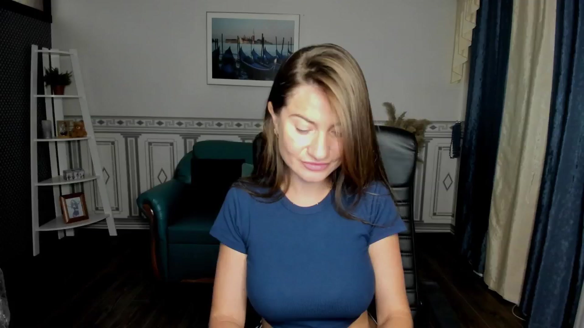 Gallery image thumbnail from Tilly_Casti's myfreecams stream on, 08/21/2024, 17:10 image 17 of 20