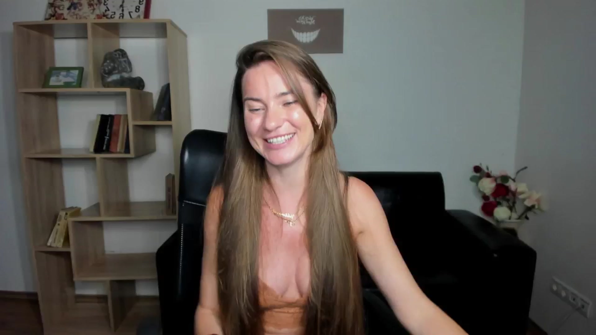 Gallery image thumbnail from Tilly_Casti's myfreecams stream on, 09/13/2024, 12:56 image 2 of 20