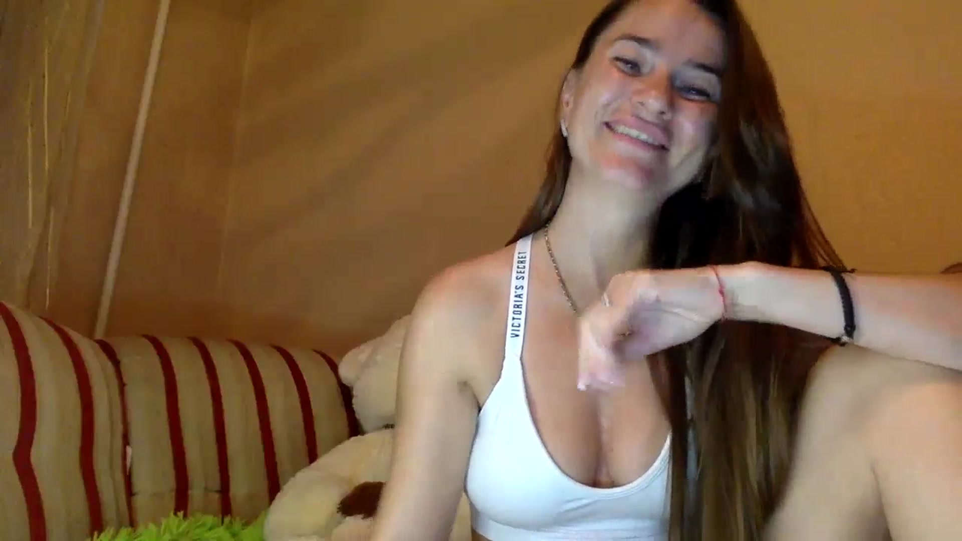 Gallery image thumbnail from Tilly_Casti's myfreecams stream on, 10/11/2024, 17:44 image 9 of 20