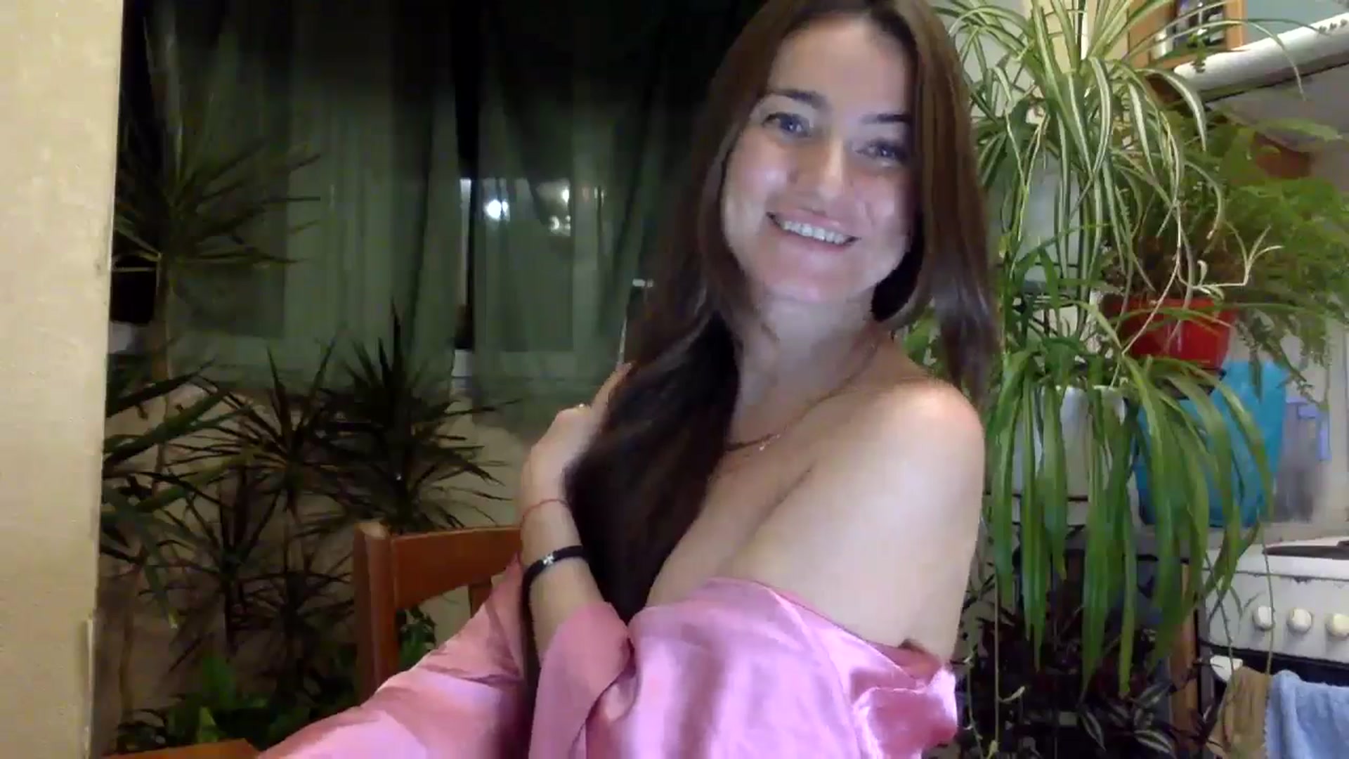 Gallery image thumbnail from Tilly_Casti's myfreecams stream on, 11/13/2024, 15:17 image 20 of 20