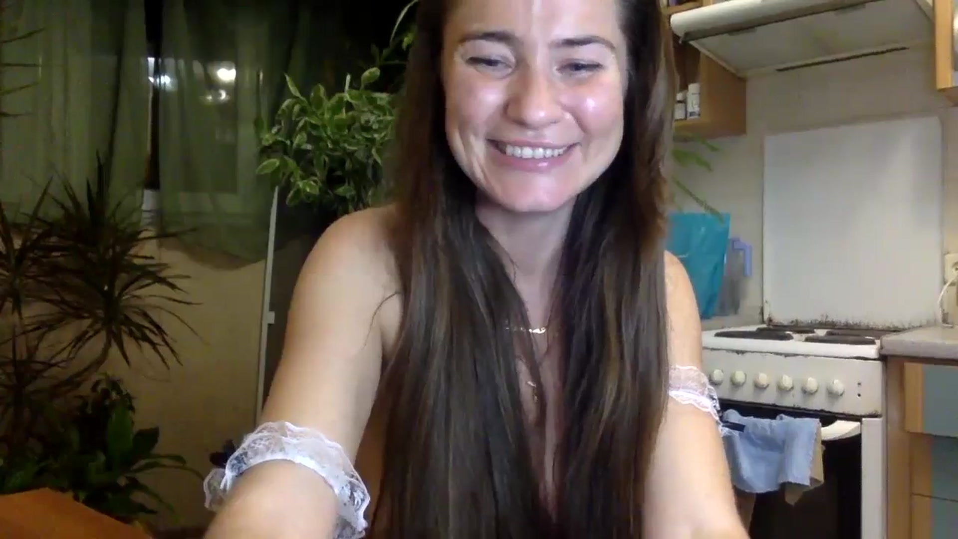 Gallery image thumbnail from Tilly_Casti's myfreecams stream on, 11/13/2024, 19:24 image 15 of 20