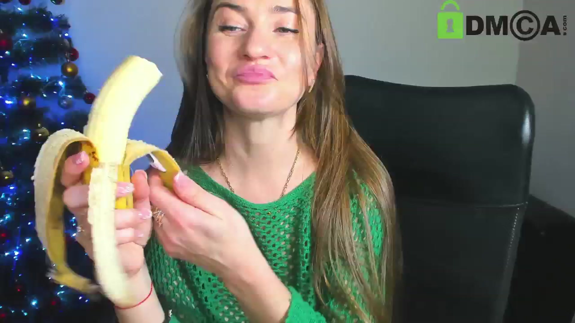 Gallery image thumbnail from Tilly_Casti's myfreecams stream on, 12/11/2024, 17:27 image 14 of 20