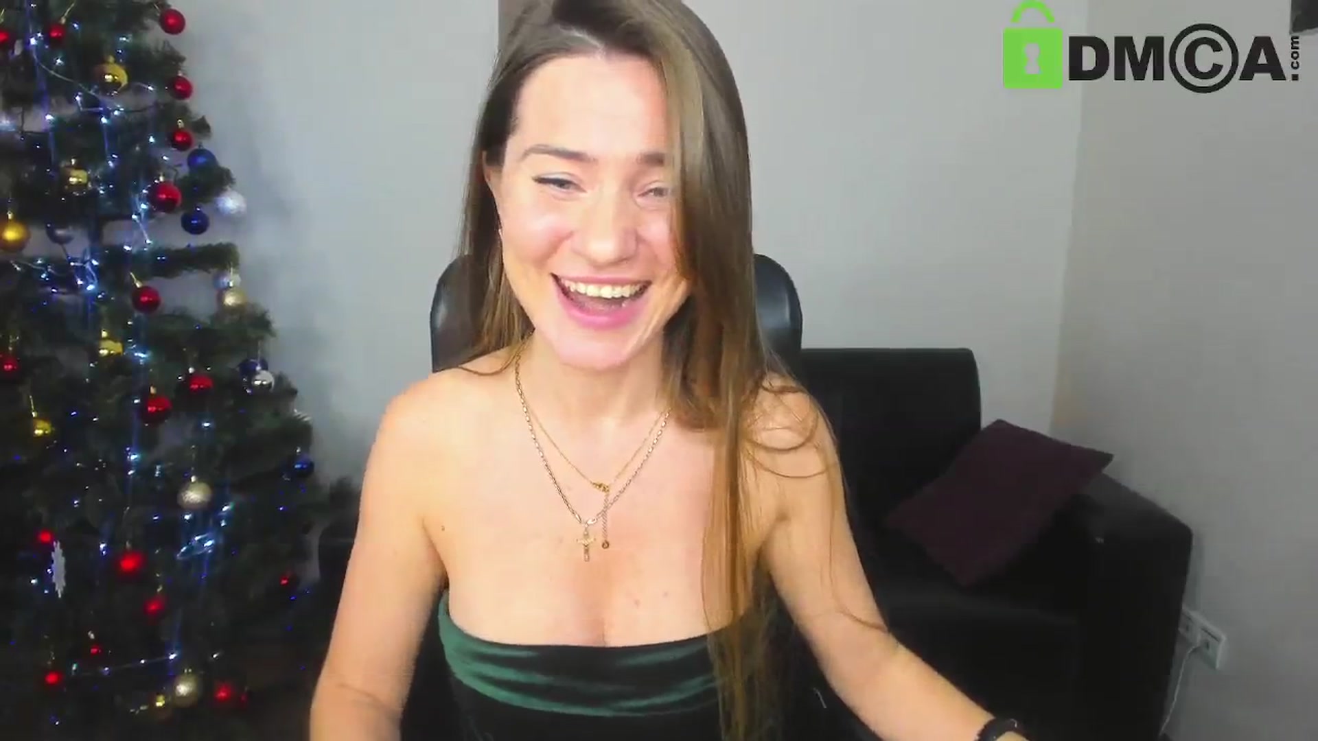 Gallery image thumbnail from Tilly_Casti's myfreecams stream on, 12/18/2024, 18:01 image 17 of 20
