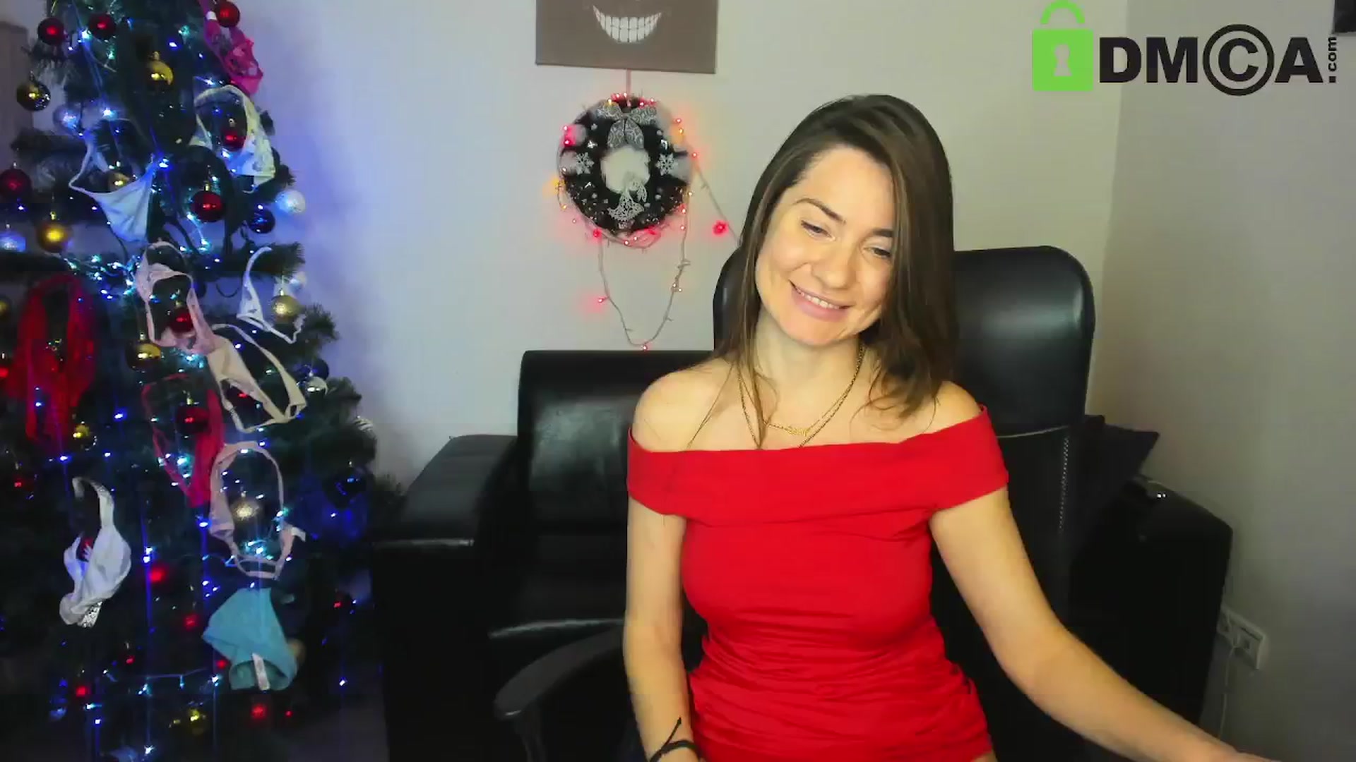 Gallery image thumbnail from Tilly_Casti's myfreecams stream on, 12/28/2024, 14:05 image 15 of 20