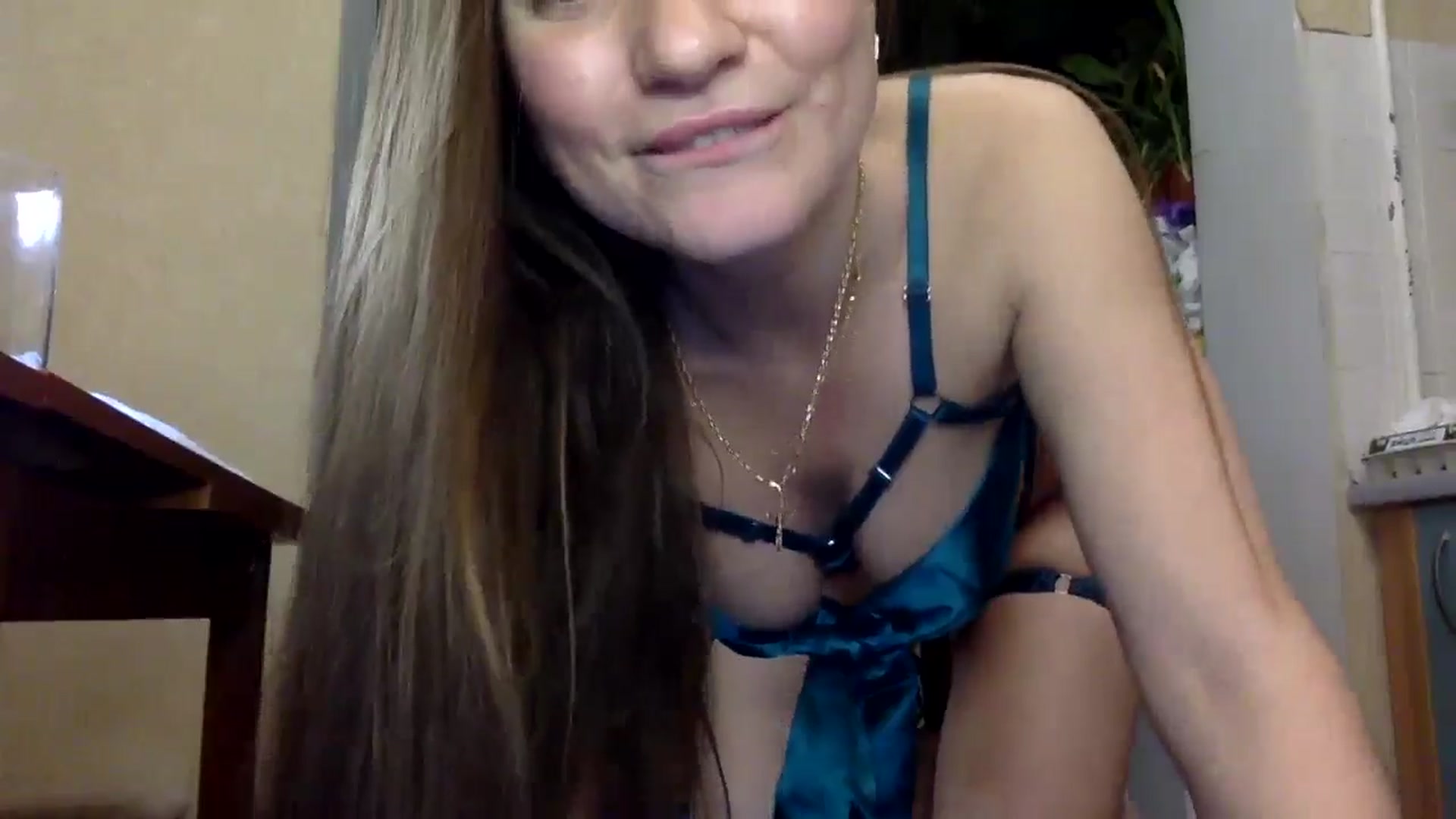 Gallery image thumbnail from Tilly_Casti's myfreecams stream on, 12/31/2024, 17:15 image 17 of 20