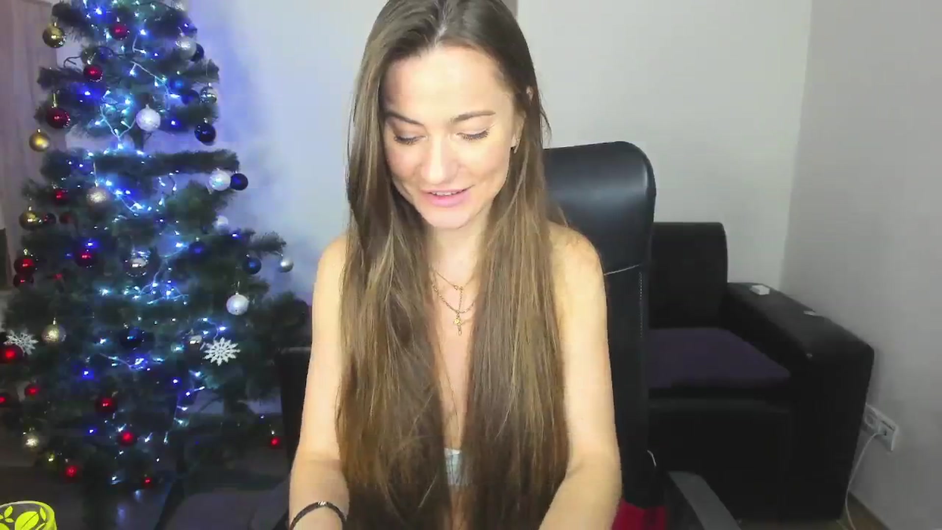 Gallery image thumbnail from Tilly_Casti's myfreecams stream on, 01/02/2025, 14:20 image 18 of 20